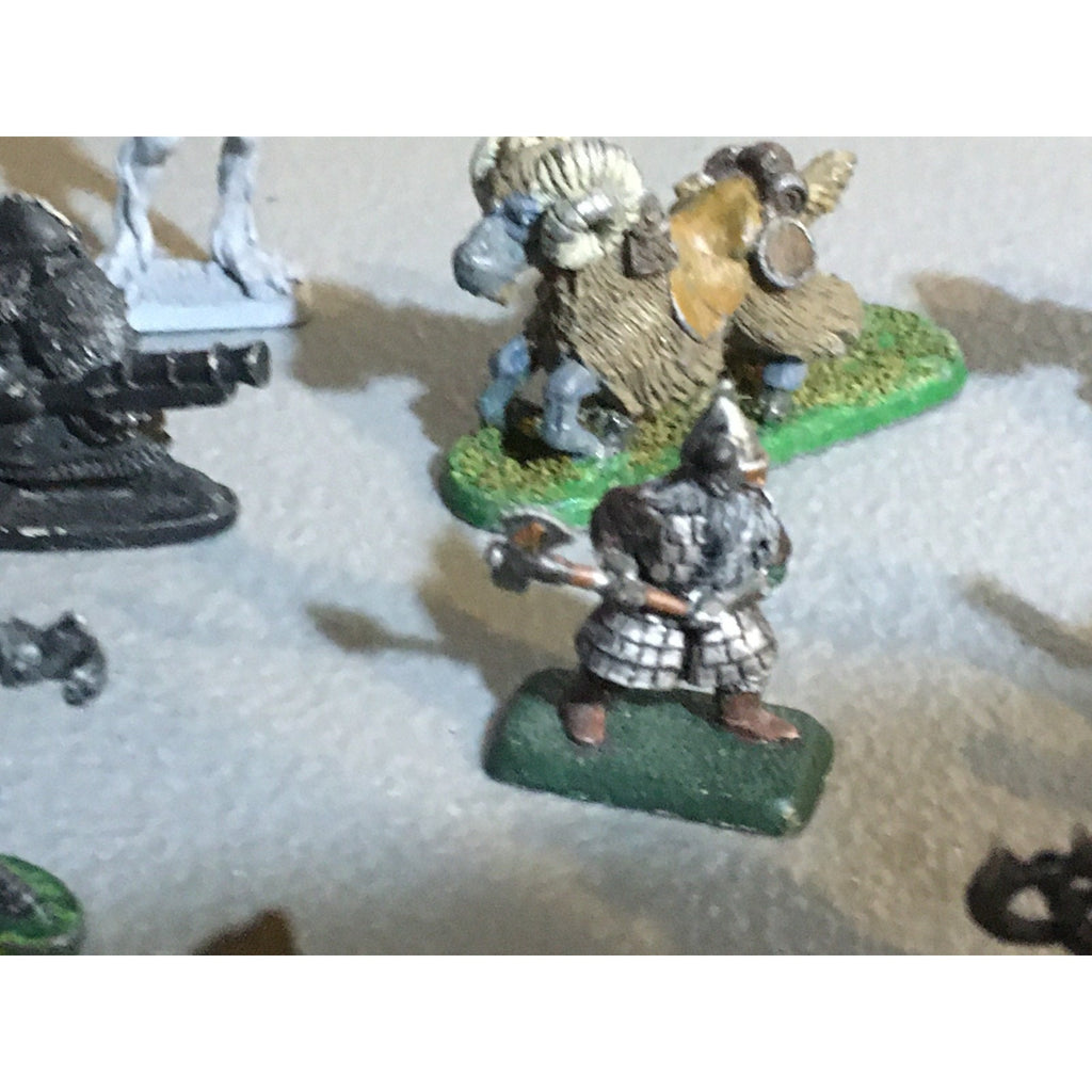 A31485 UNKNOWN METAL MINIATURES LOT RAM MOUNT HORSE DWARF HUMAN WARRIO ...