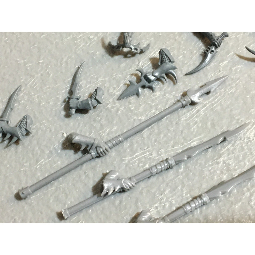 A23450 WARHAMMER FANTASY DARK ELVES BITS LOT ARMS SPEARS SWORDS GAMES WORKSHOP