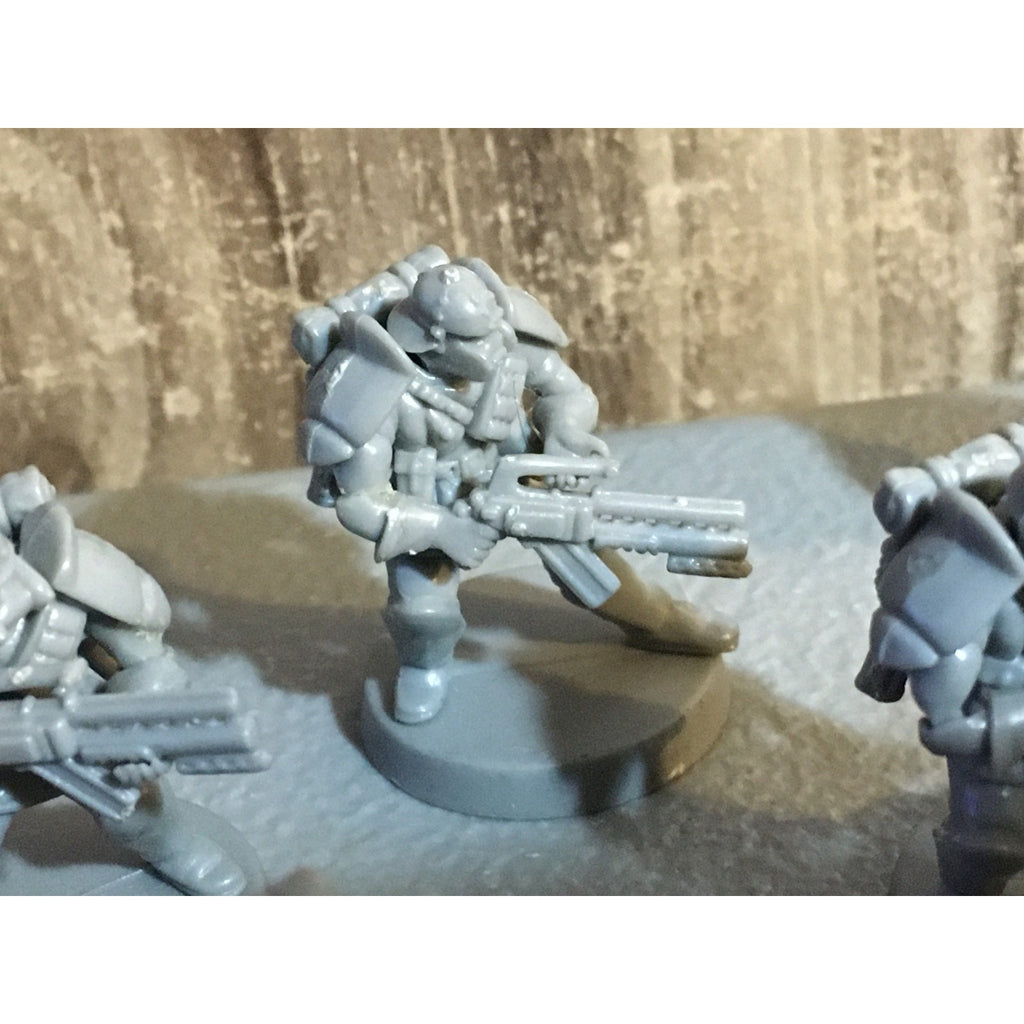 A30060 UNKNOWN TABLE TOP SCI-FI POWER ARMOR SOLDIERS 10 PK WAR GAMES