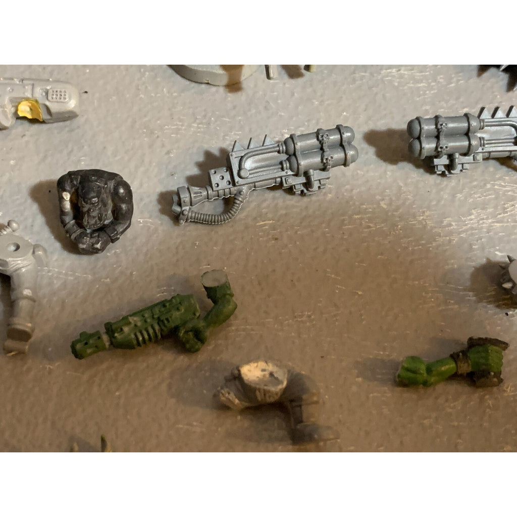 A23282 WARHAMMER 40K SPACE ORKS SOME OOP GUNS BOYZ RIDER PLASMA GW