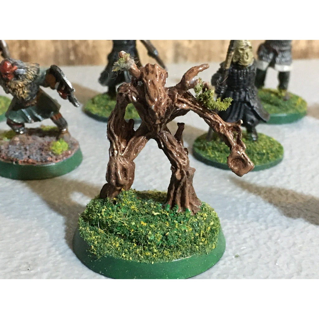 A32502 UNKNOWN PLASTIC MINIATURES HUMAN ORC DRYAD INCOMPLETE