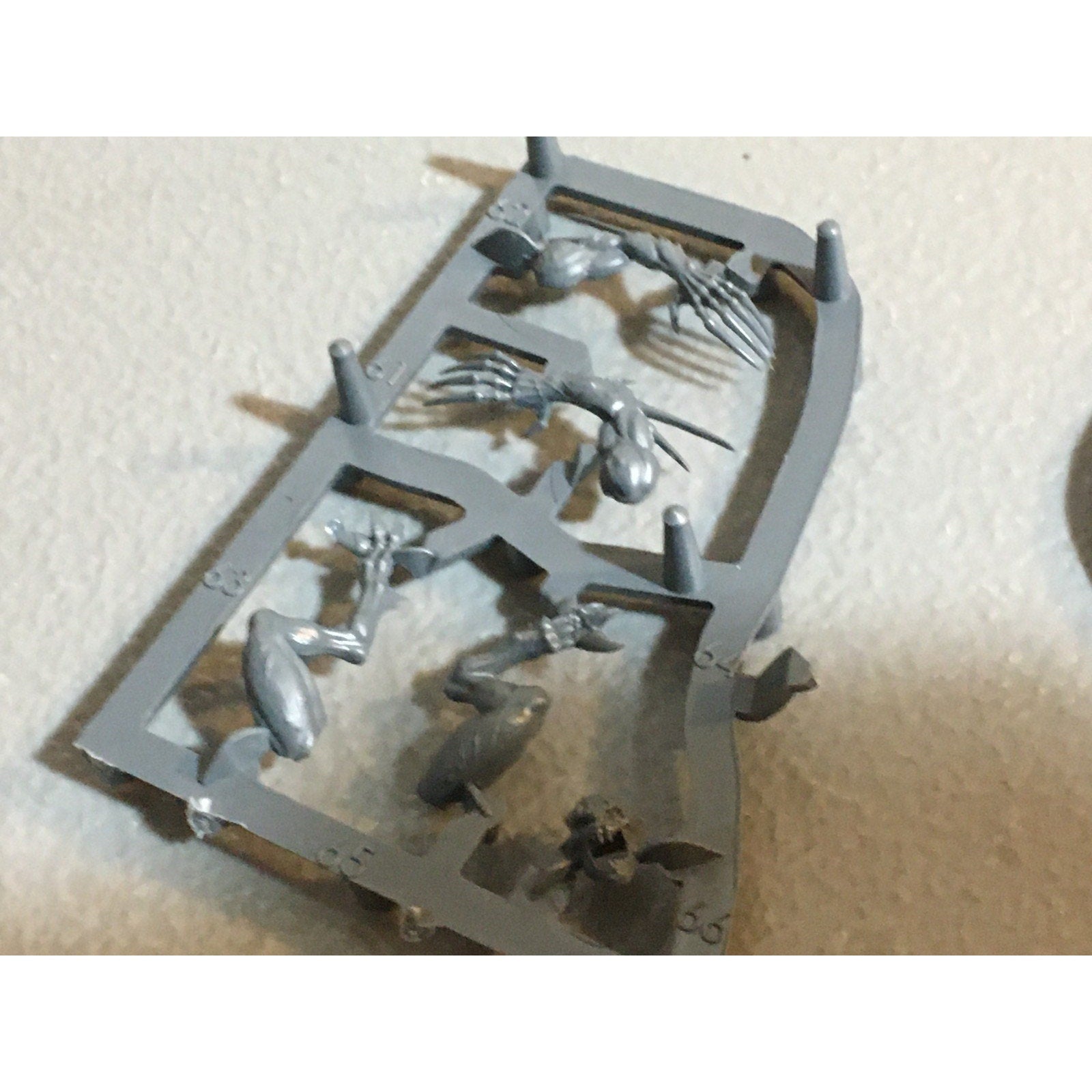 A24317 WARHAMMER AOS SIGMAR FLESH EATER COURTS GHOUL ING GW NOS ON SPRUE