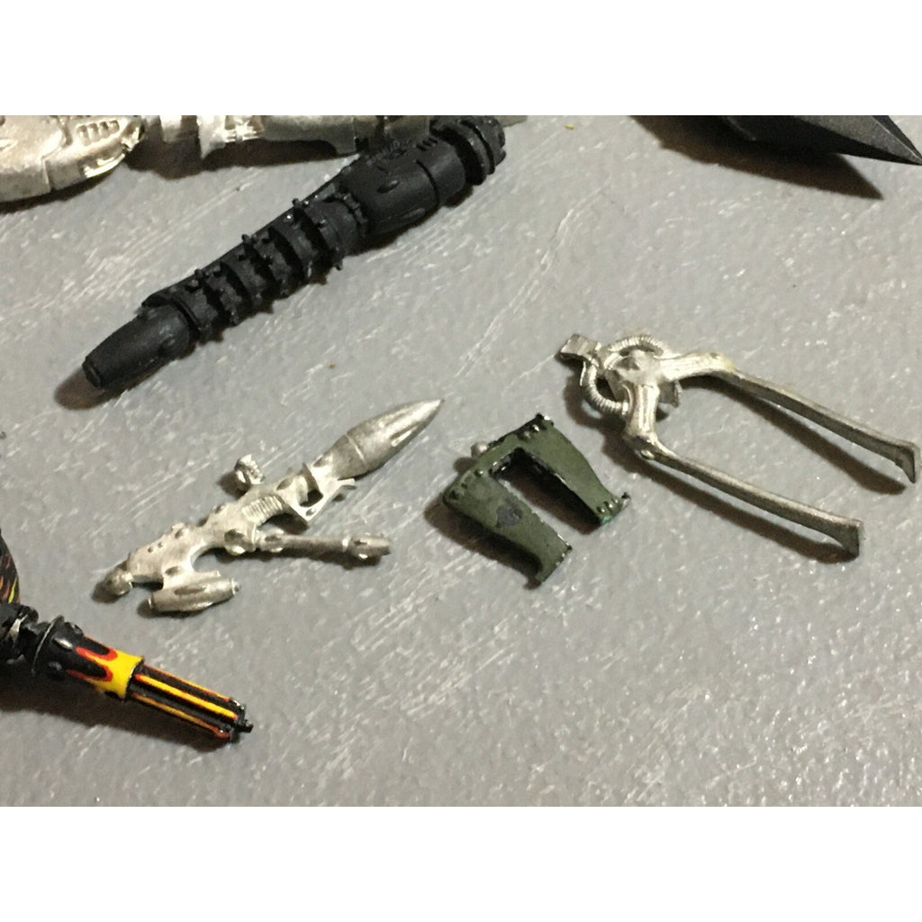 A22393 WARHAMMER 40K ELDAR CRAFTWORLDS METAL BITS LOT WEAPONS GAMES WORKSHOP GW