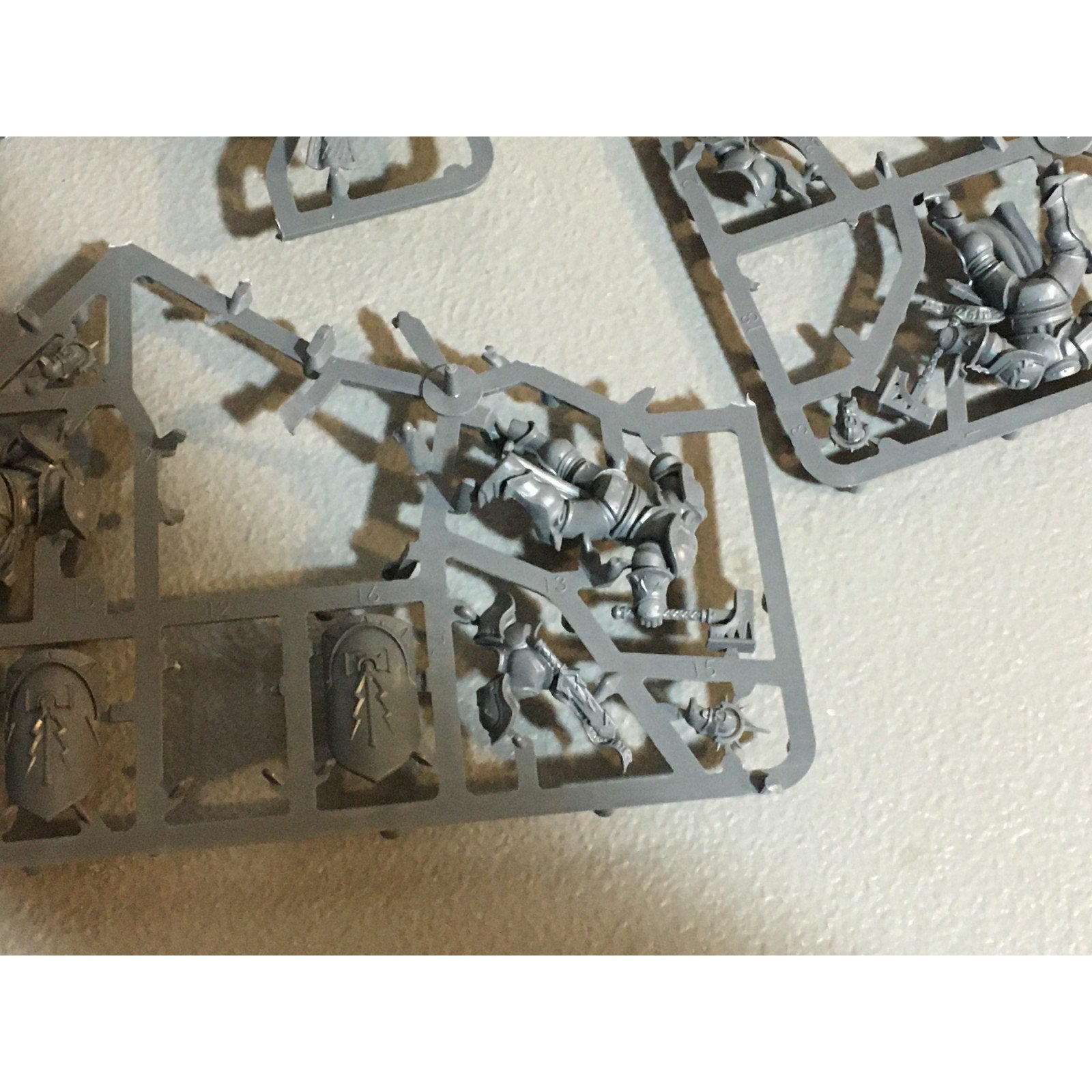 A24339 WARHAMMER AOS STORMCAST ETERNALS LIBERATORS NOS 8 PK MISS 1 SHIELD GW
