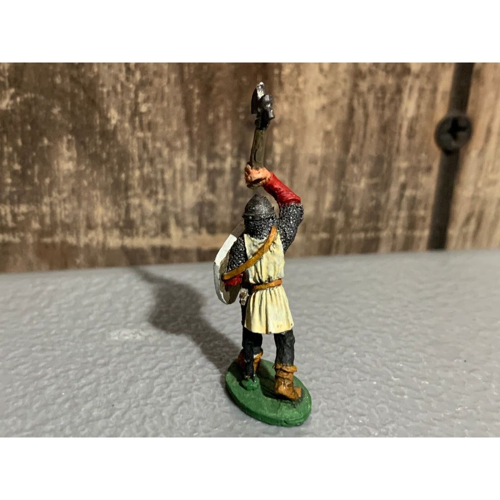 A10014 RAL PARTHA METAL OOP AVALON MAN AT ARMS AXE & HEATER SHIELD PAINTED