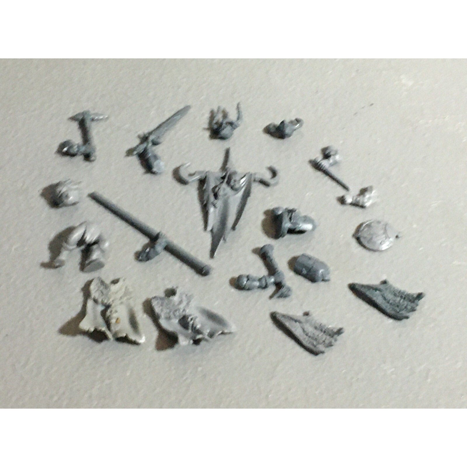 A22193 WARHAMMER FANTASY CHAOS MORTALS BITS LOT MIXED MARAUDER MIXED GW