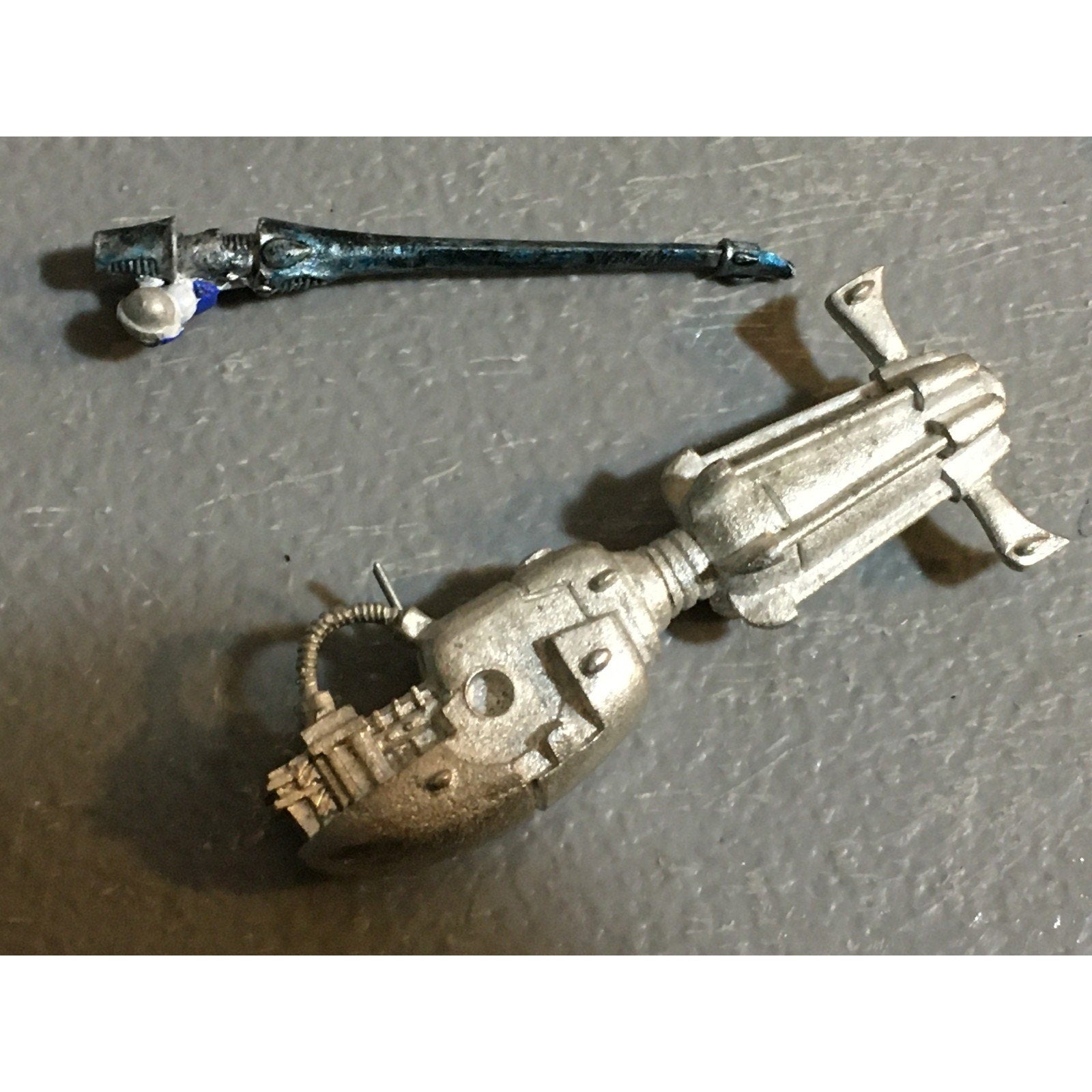 A32490 WARHAMMER 40K METAL MIXED BITS LOT ELDAR CRAFTWORLDS IMPERIAL GUARD GW
