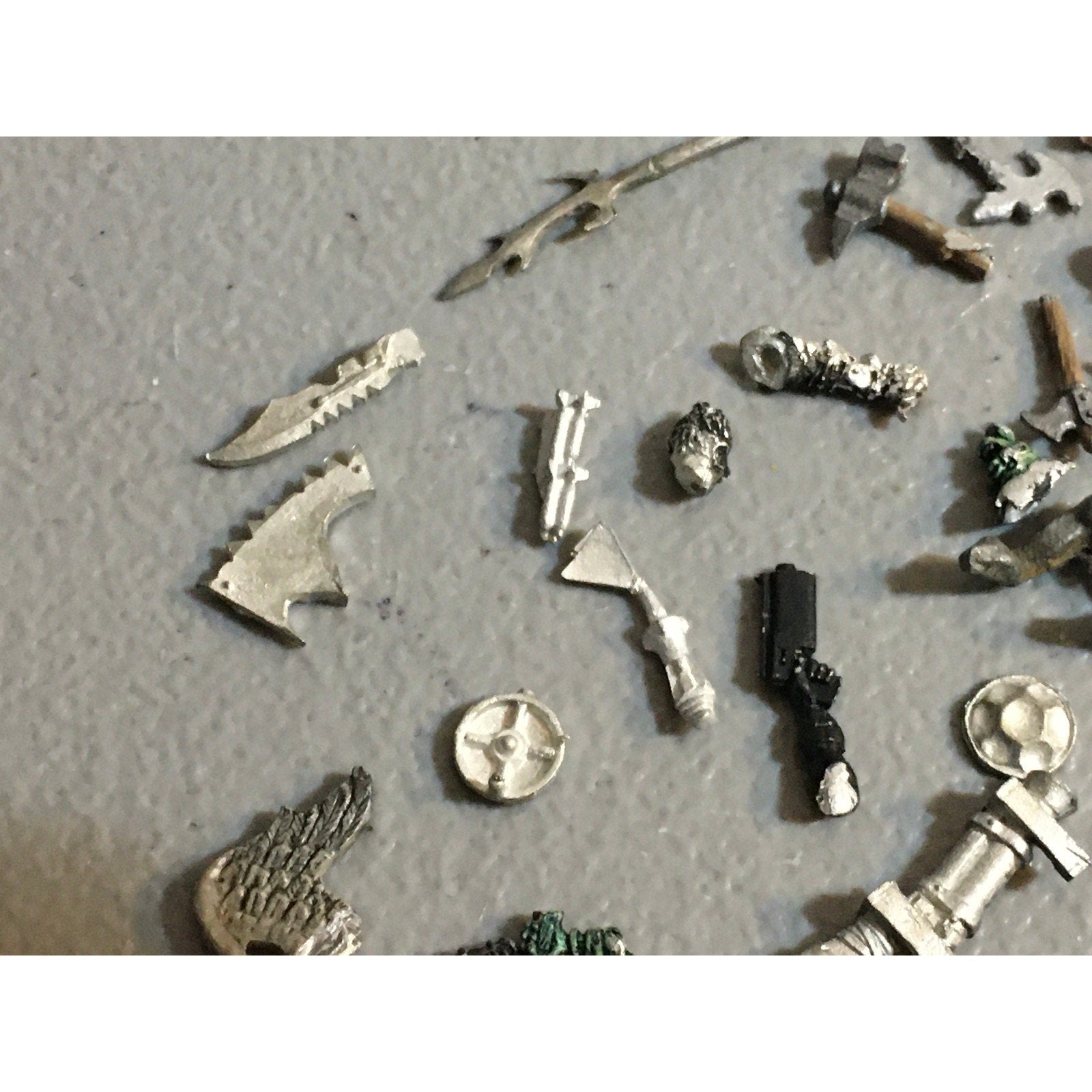 A32553 UNKNOWN MINIATURES ALL METAL BITS LOT FANTASY SCI-FI MIXED