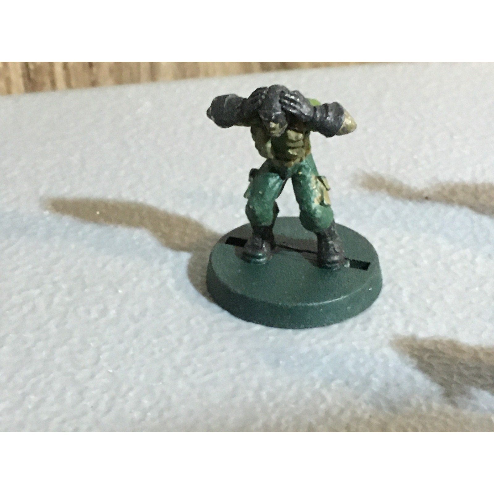 A32505 UNKNOWN METAL MINIATURES LOT HALFLING HUMAN SKELETON INCOMPLETE