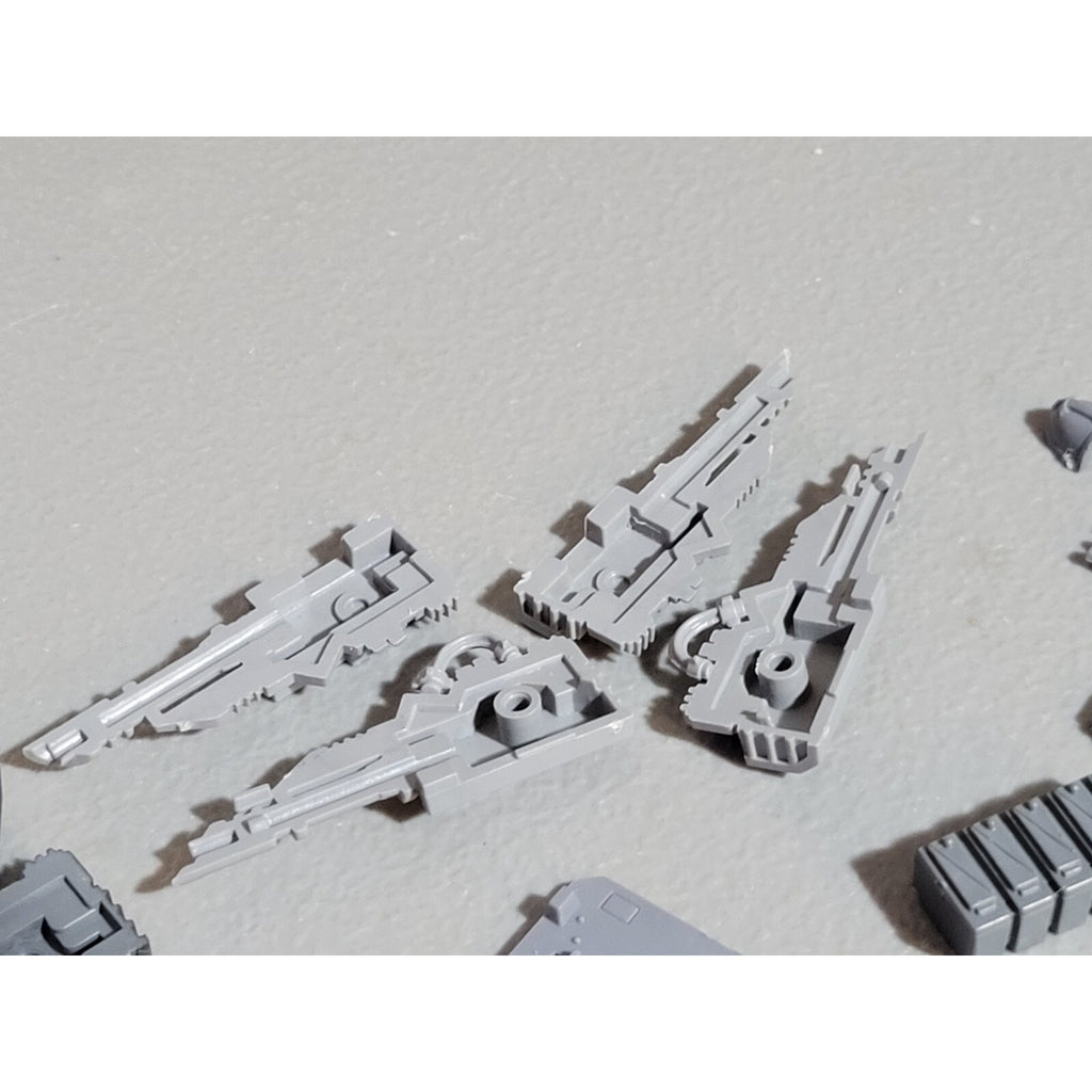 A18906 WARHAMMER 40K SPACE MARINES BITS LOT TANK RHINO RAZORBACK DARK ANGELS