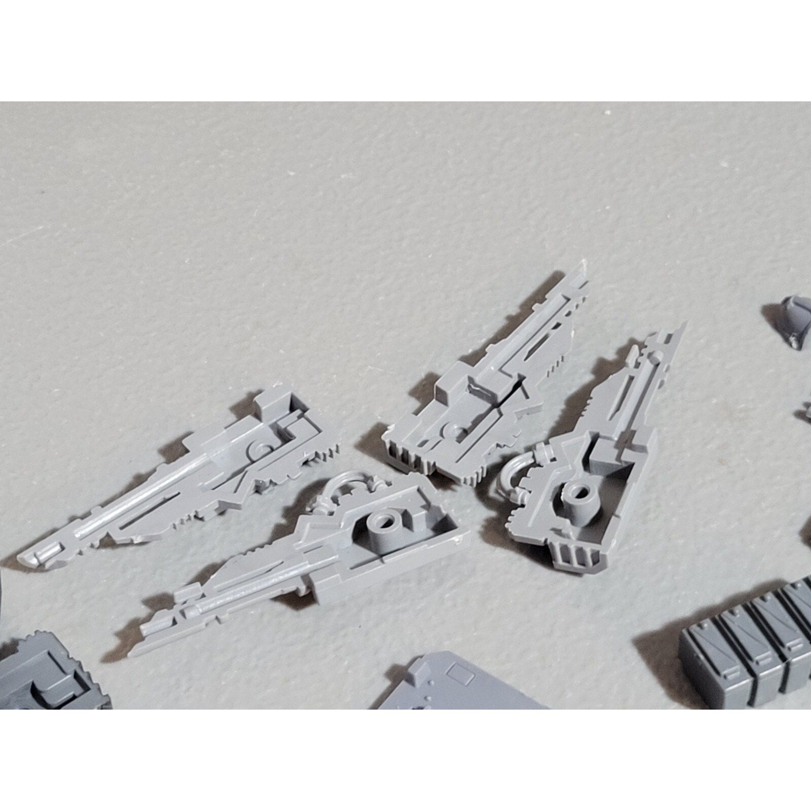 A18906 WARHAMMER 40K SPACE MARINES BITS LOT TANK RHINO RAZORBACK DARK ANGELS