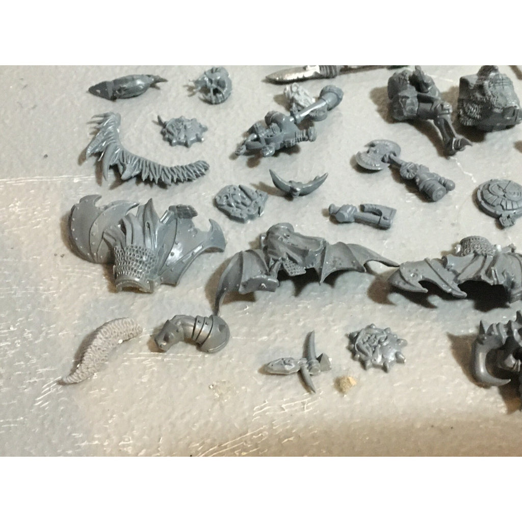 A20140 WARHAMMER AOS FANTASY BITS LOT ORCS EMPIRE CHAOS LIZARDMEN OGRE