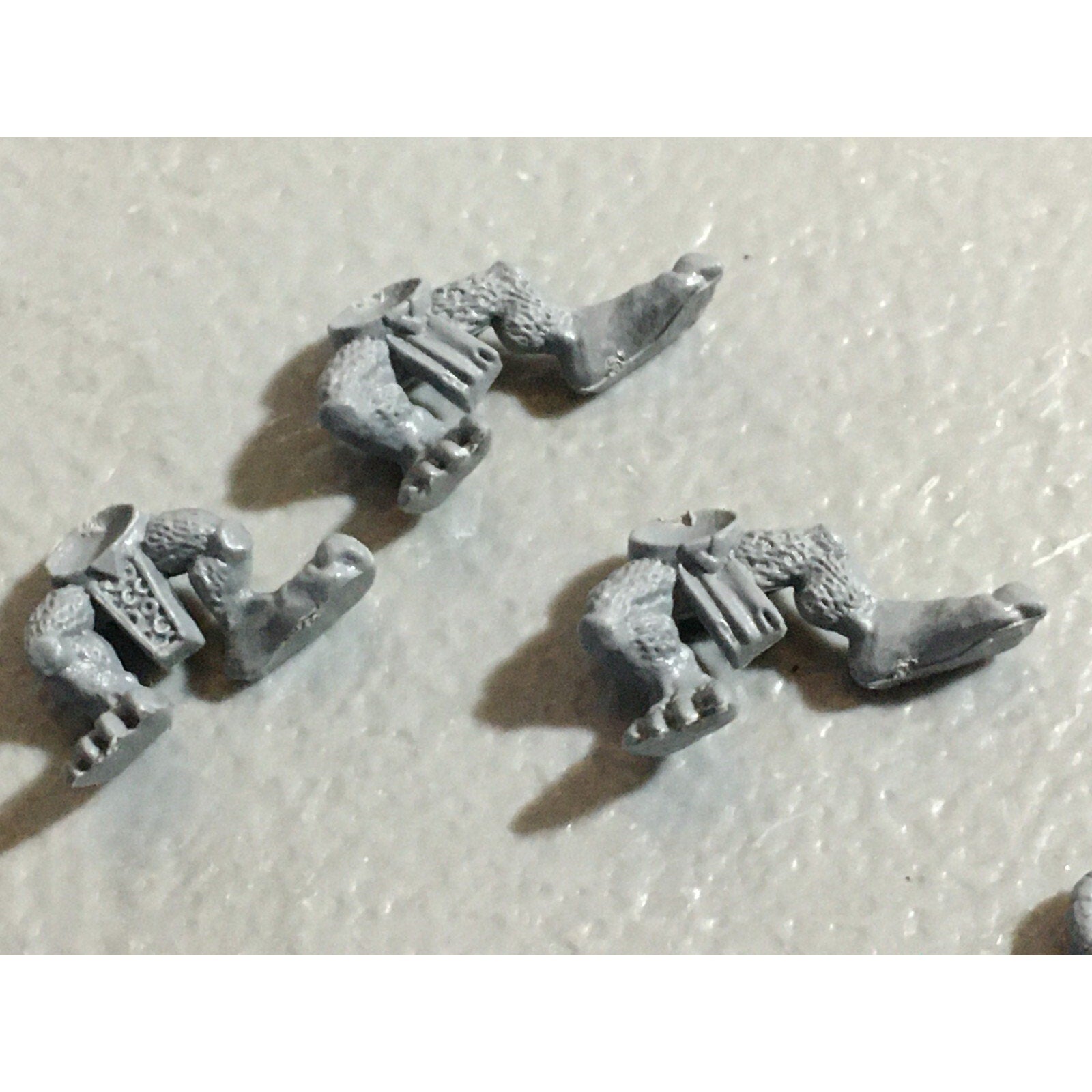 A22303 WARHAMMER FANTASY SKAVEN BITS LOT TORSOS LEGS TAILS GAMES WORKSHOP GW