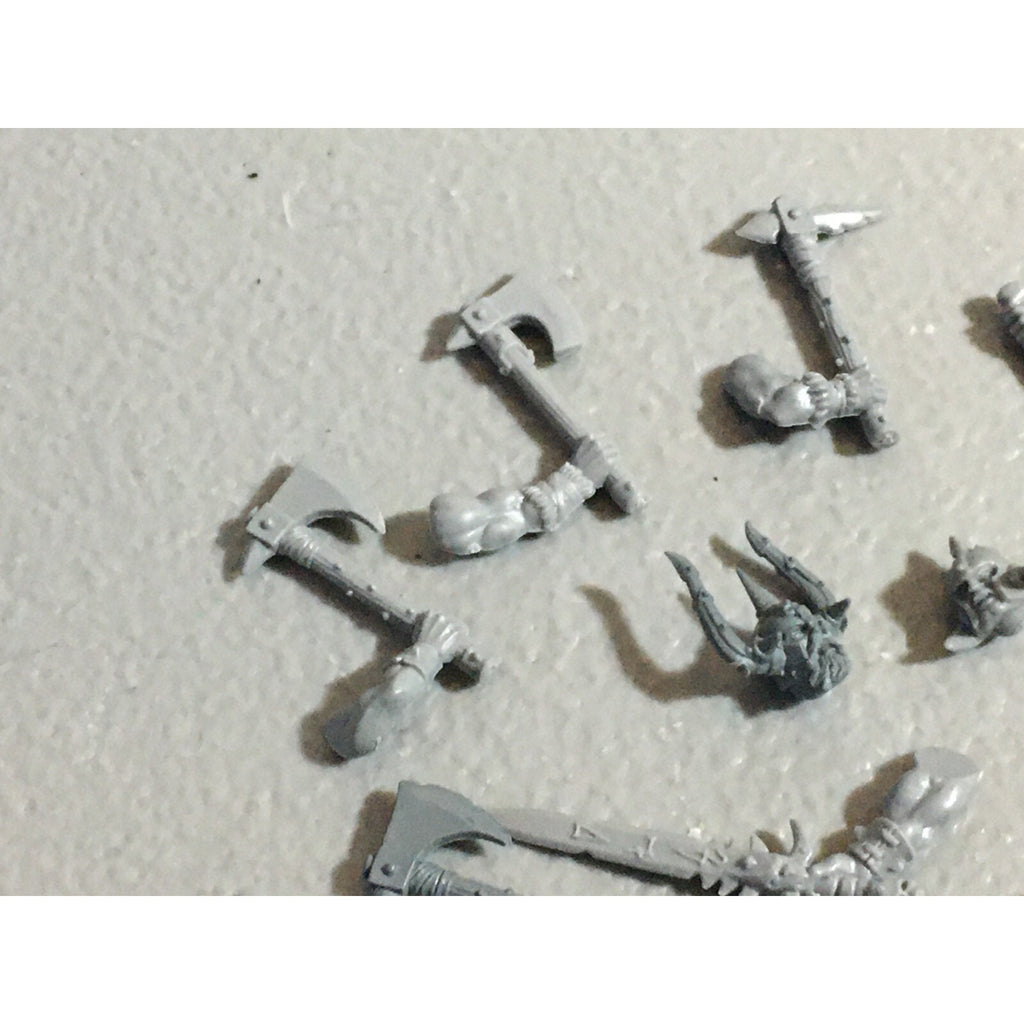 A22179 WARHAMMER FANTASY CHAOS MORTALS BITS LOT MIXED MARAUDER COMMAND & ARMS GW