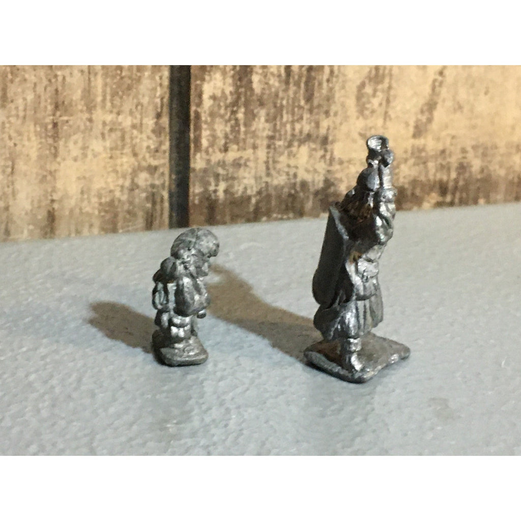 A32081 CUSTOM CAST MINIATURES FANTASY HUMAN & HALFLING WARRIOR METAL TABLE TOP