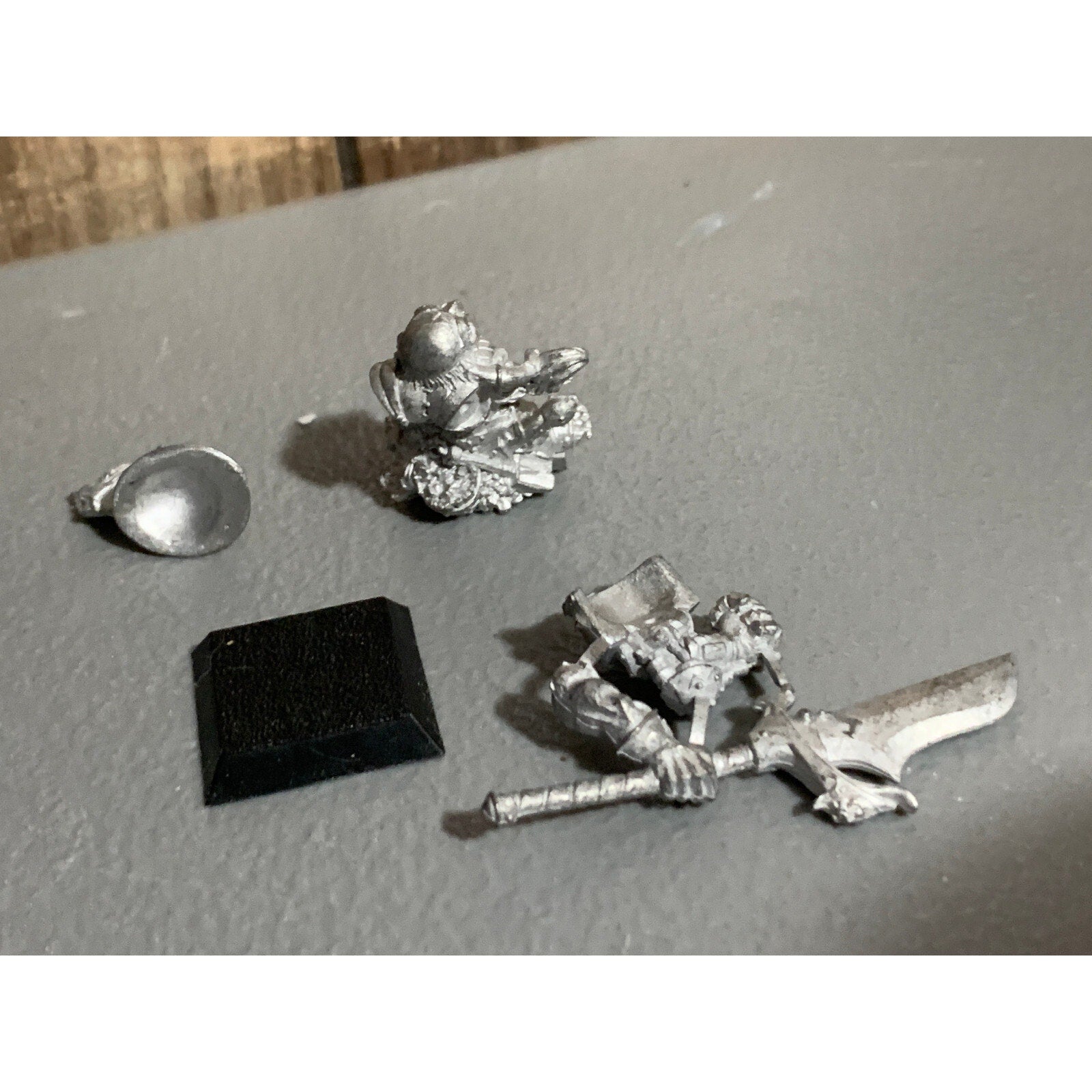 A10269 RACKHAM CONFRONTATION METAL OOP TAN-KAIR FIST OF FOM-NUR DWARF