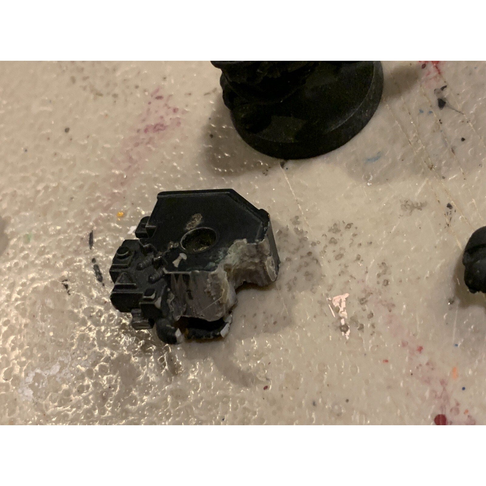 A23196 WARHAMMER 40K SPACE MARINES BLACK TEMPLARS INCOMPLETE BITS LOT ONE METAL