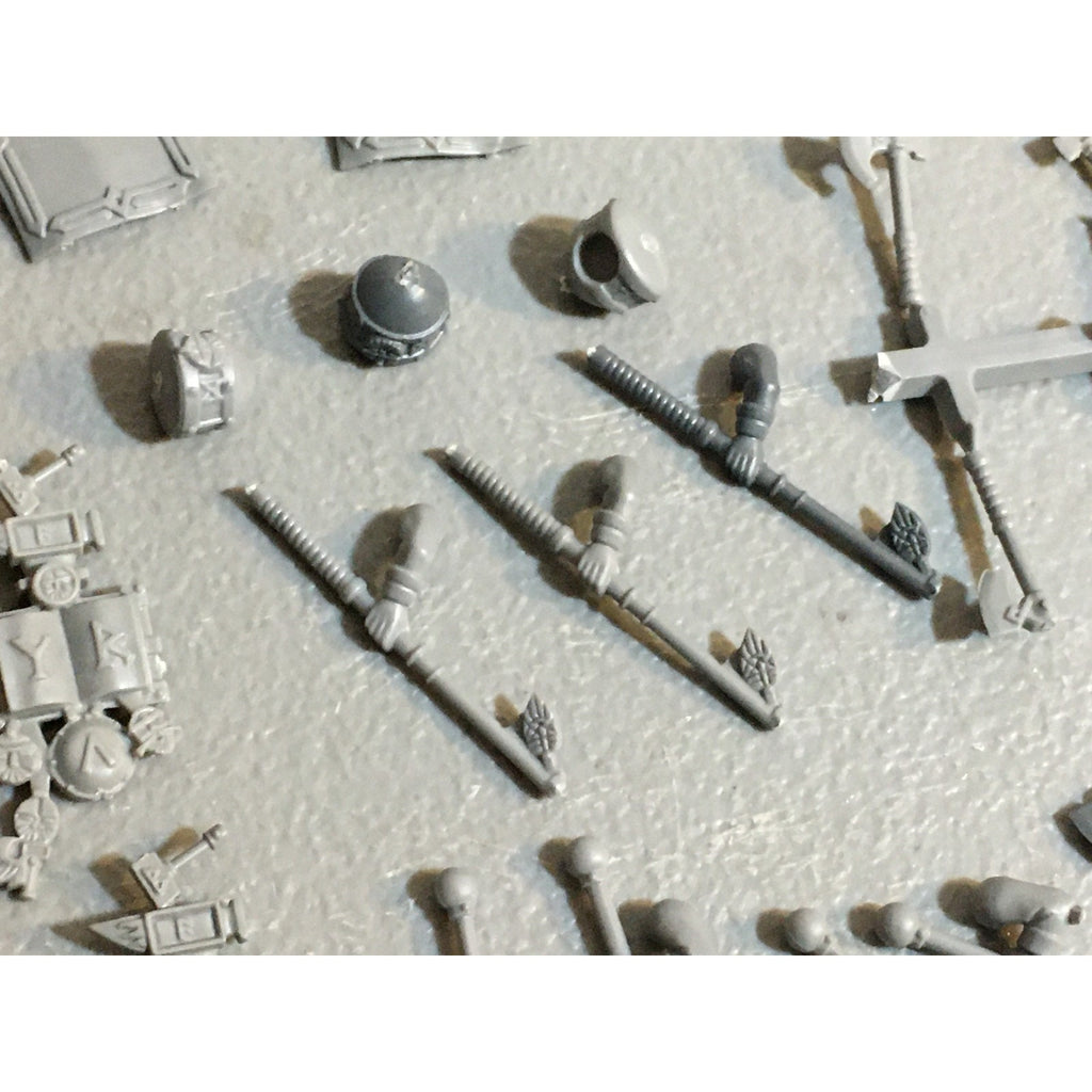 A33596 WARHAMMER FANTASY OLD WORLD DWARVES DWARFS BITS LOT BANNER AXE DRUM GW