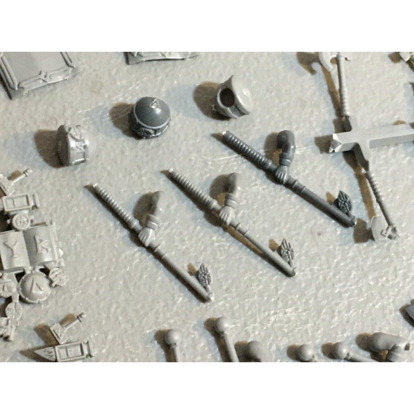 A33596 WARHAMMER FANTASY OLD WORLD DWARVES DWARFS BITS LOT BANNER AXE DRUM GW