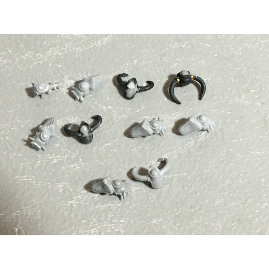 A22253 WARHAMMER FANTASY CHAOS MORTALS BITS LOT WARRIORS KNIGHTS HEADS GW OOP