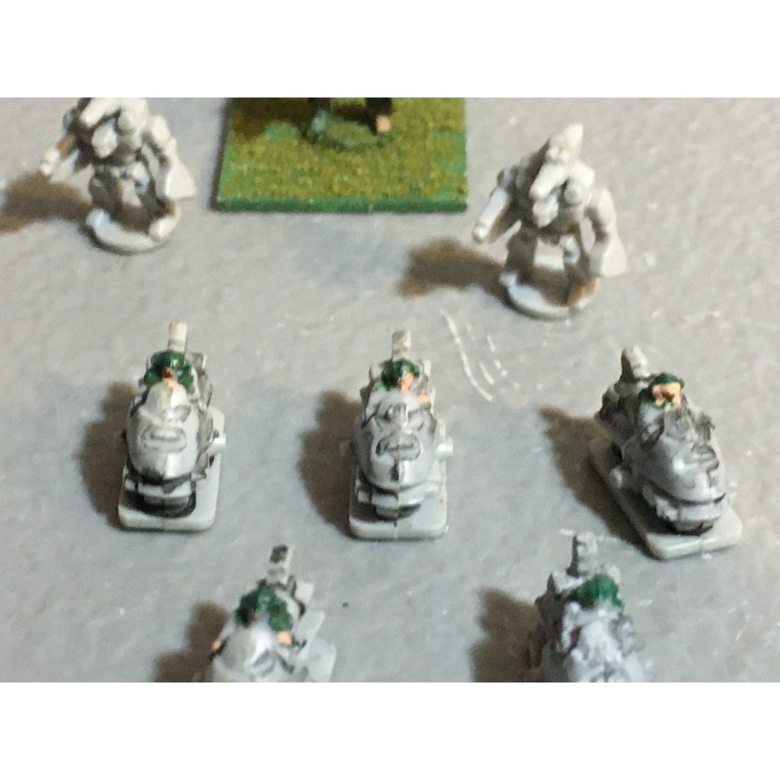 A24573 EPIC 40K IMPERIAL GUARD ROBOT 3 PC + BIKES 6 PC WARHAMMER GAMES WORKSHOP