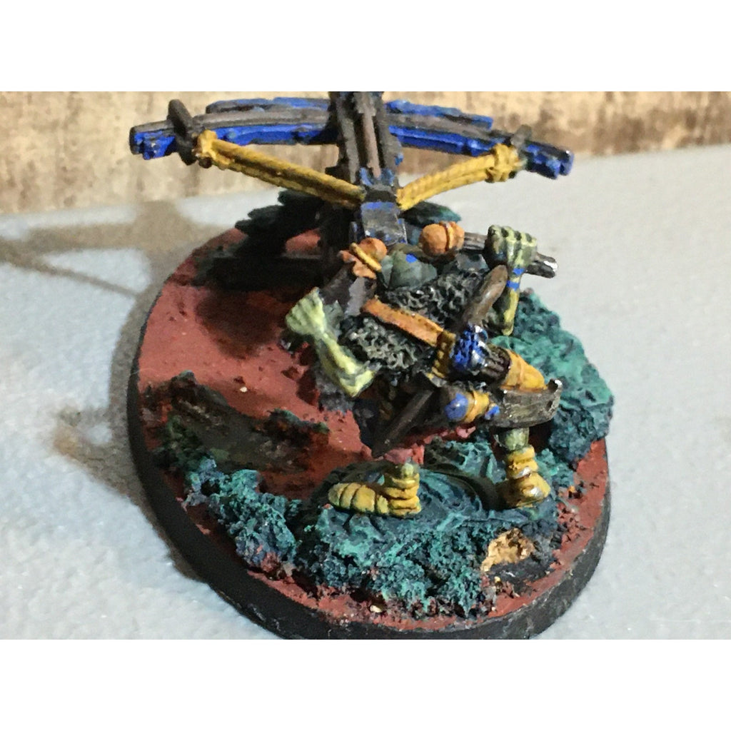 A32475 WARHAMMER FANTASY METAL ORCS GOBLINS SPEAR CHUKKA PAINT BASE