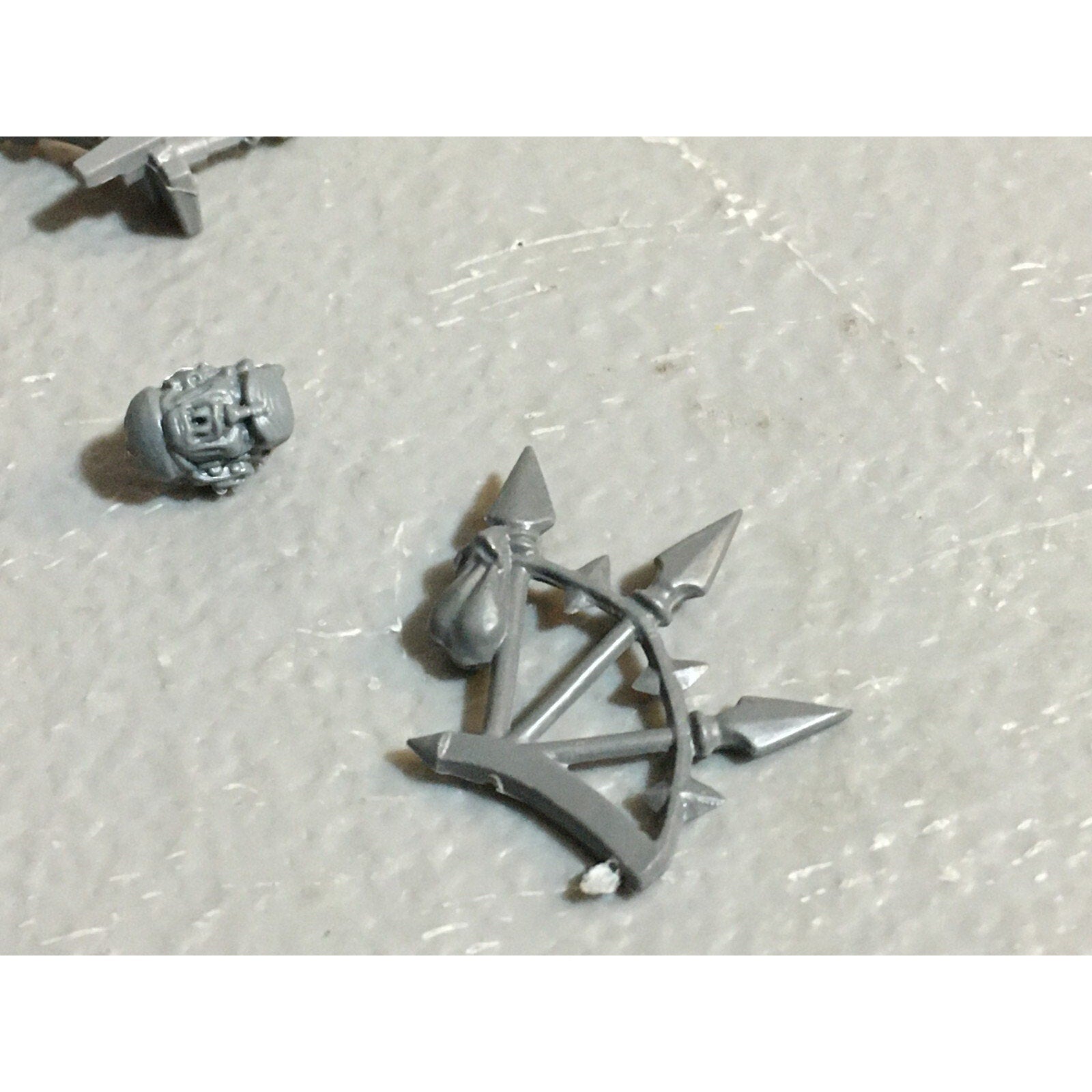 A23465 WARHAMMER 40K CHAOS SPACE MARINES BITS LOT MIXED VEHICLE ARMS GW
