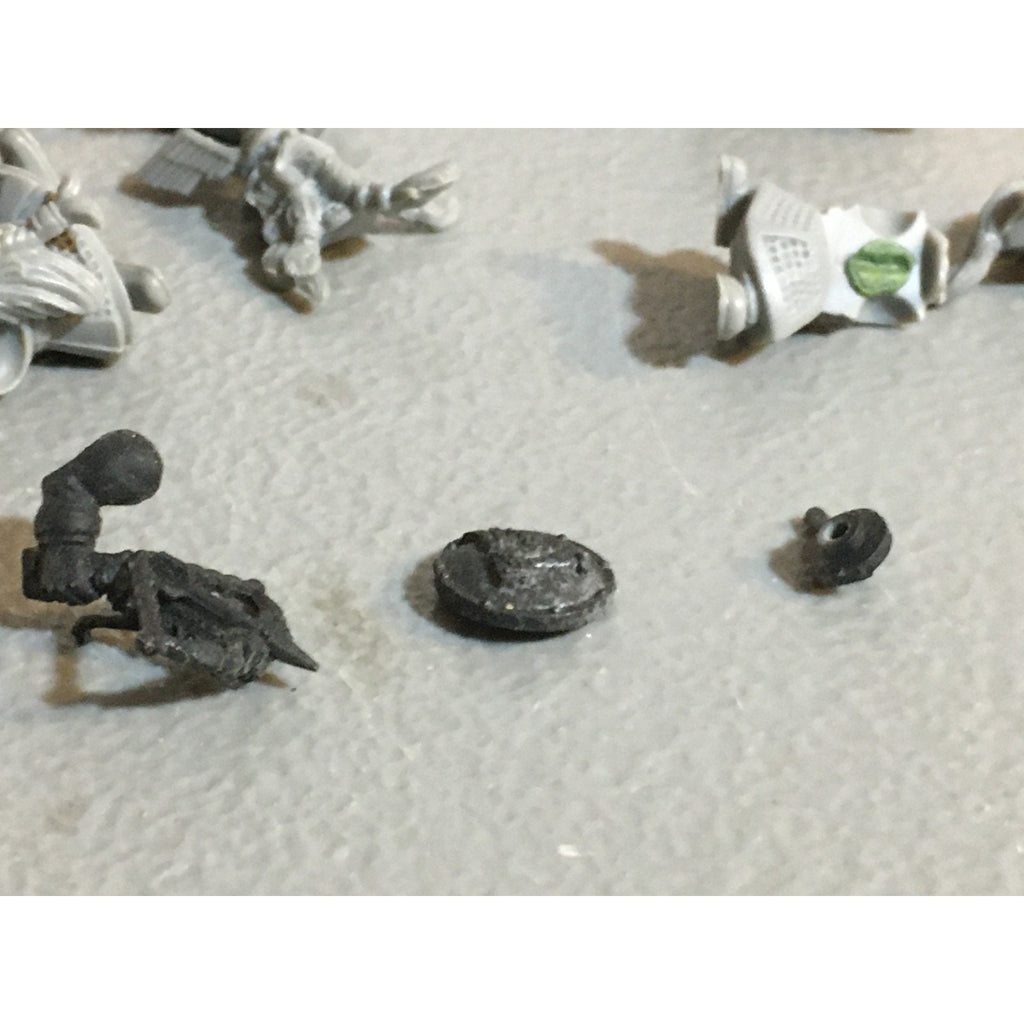 A33418 WARHAMMER FANTASY OLD WORLD DWARFS DWARF CROSSBOWMEN 8 PK + INCOMP