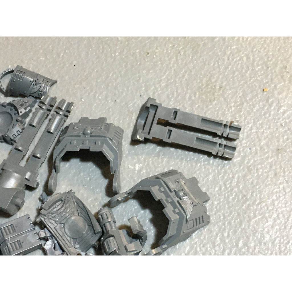 A26712 WARHAMMER 40K SPACE MARINES BITS LOT MIXED DREADNOUGHT DARK ANGELS OTHER