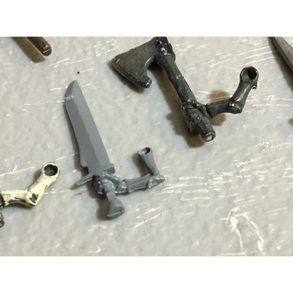 A23229 WARHAMMER FANTASY UNDEAD VAMPIRE COUNTS BITS LOT SKELETON ARMS HEADS GW
