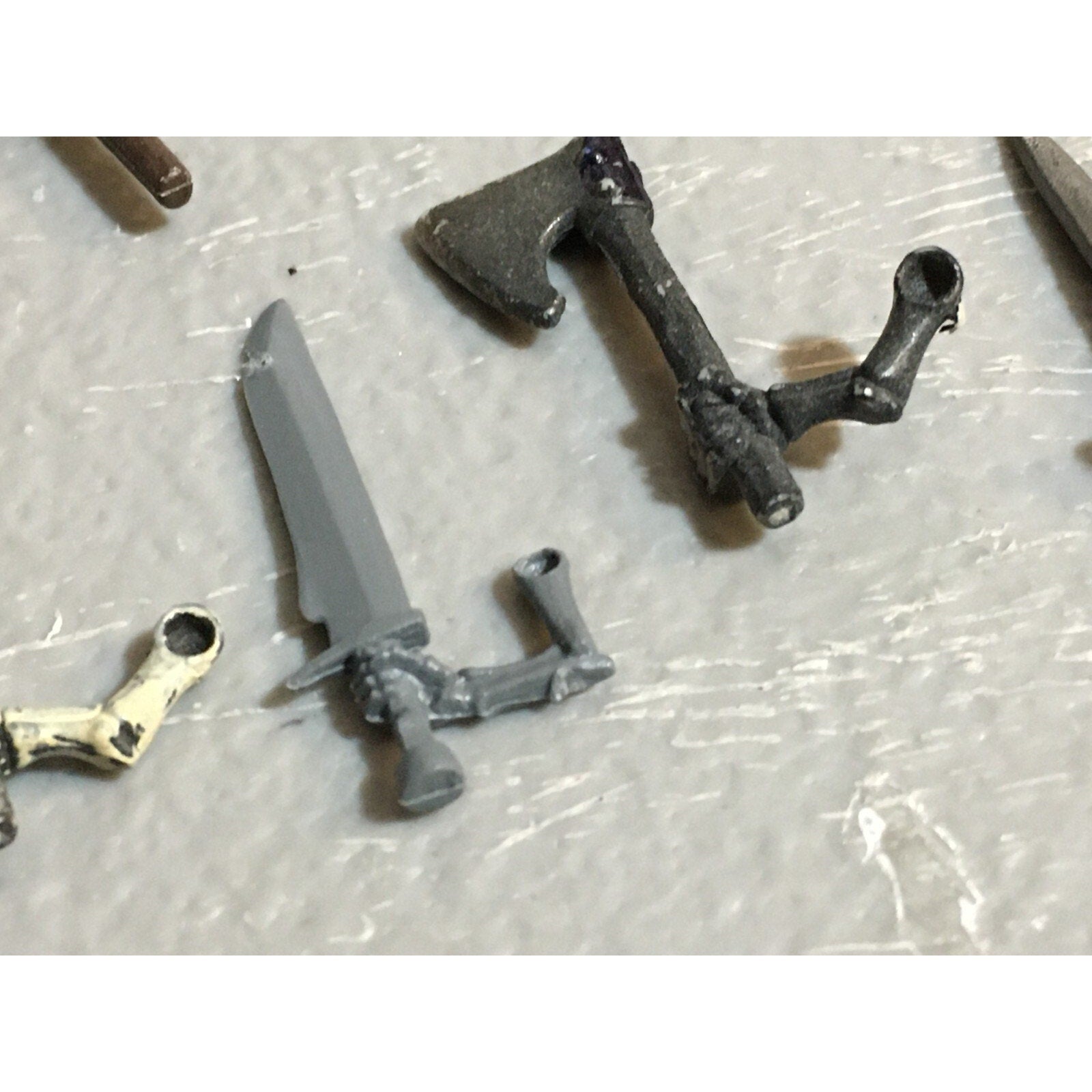 A23229 WARHAMMER FANTASY UNDEAD VAMPIRE COUNTS BITS LOT SKELETON ARMS HEADS GW