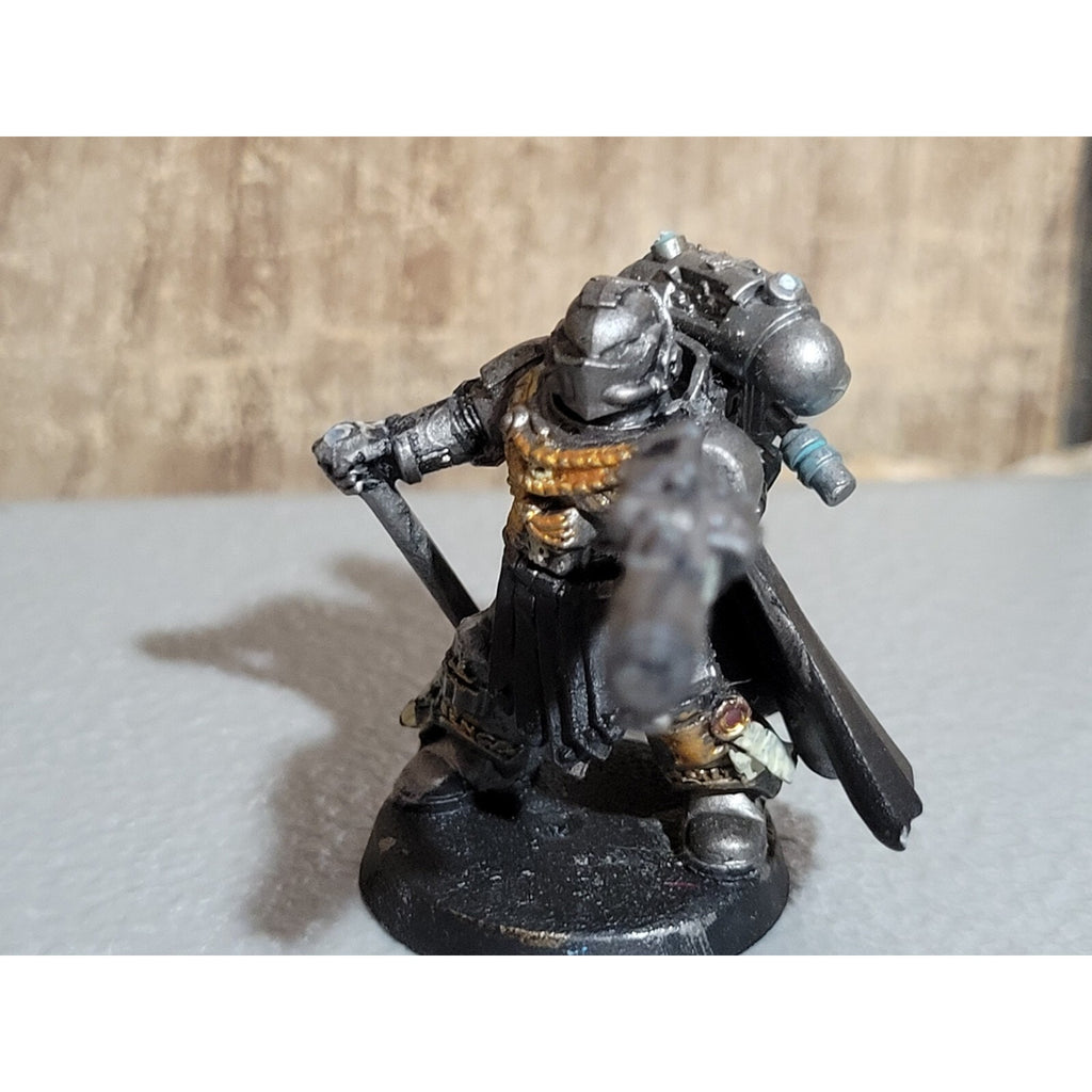 A18419 WARHAMMER 40K GREY KNIGHTS CUST CAPTAIN LIEUTENANT MISS SHOULDER PADS