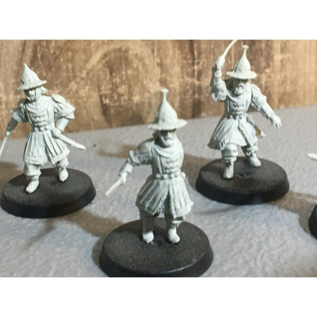 A30401 LOTR LORD RINGS GAMES WORKSHOP LAKE-TOWN GUARD 5 PK MISS 1 ARM FINECAST