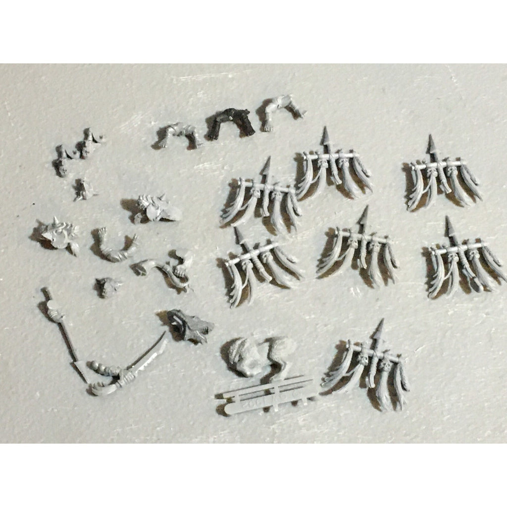 A23173 WARHAMMER FANTASY ORCS & GOBLINS BITS LOT MIXED GW GAMES WORKSHOP