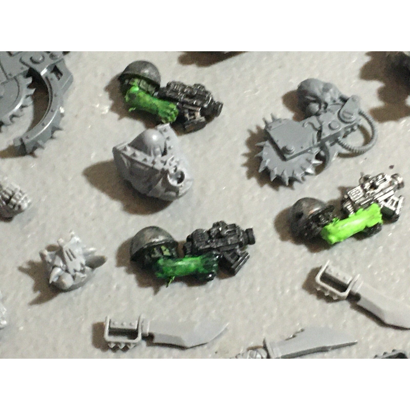 A22084 WARHAMMER 40K ORKS INCOMPLETE & BITS LOT GAMES WORKSHOP GW