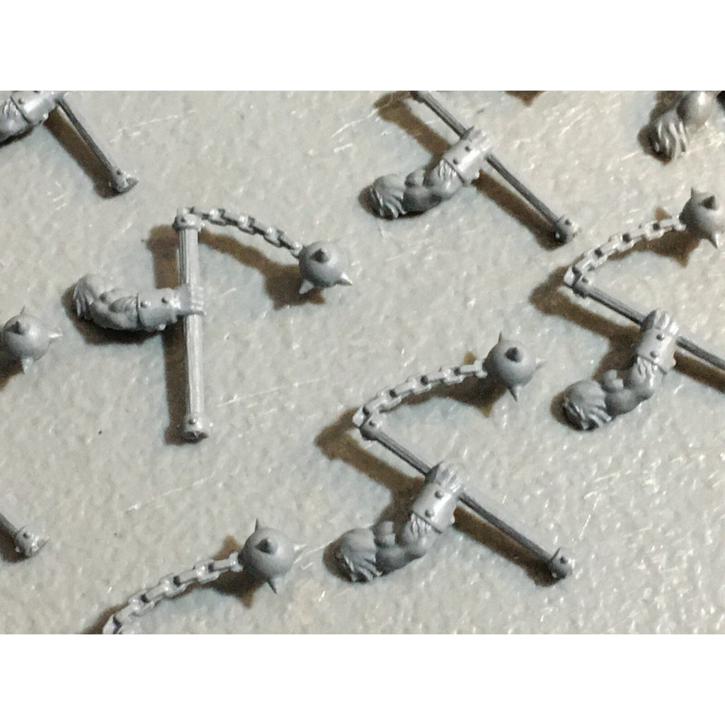 A23130 WARHAMMER FANTASY CHAOS BEASTMEN BITS LOT GORS BANNERS ARMS GW