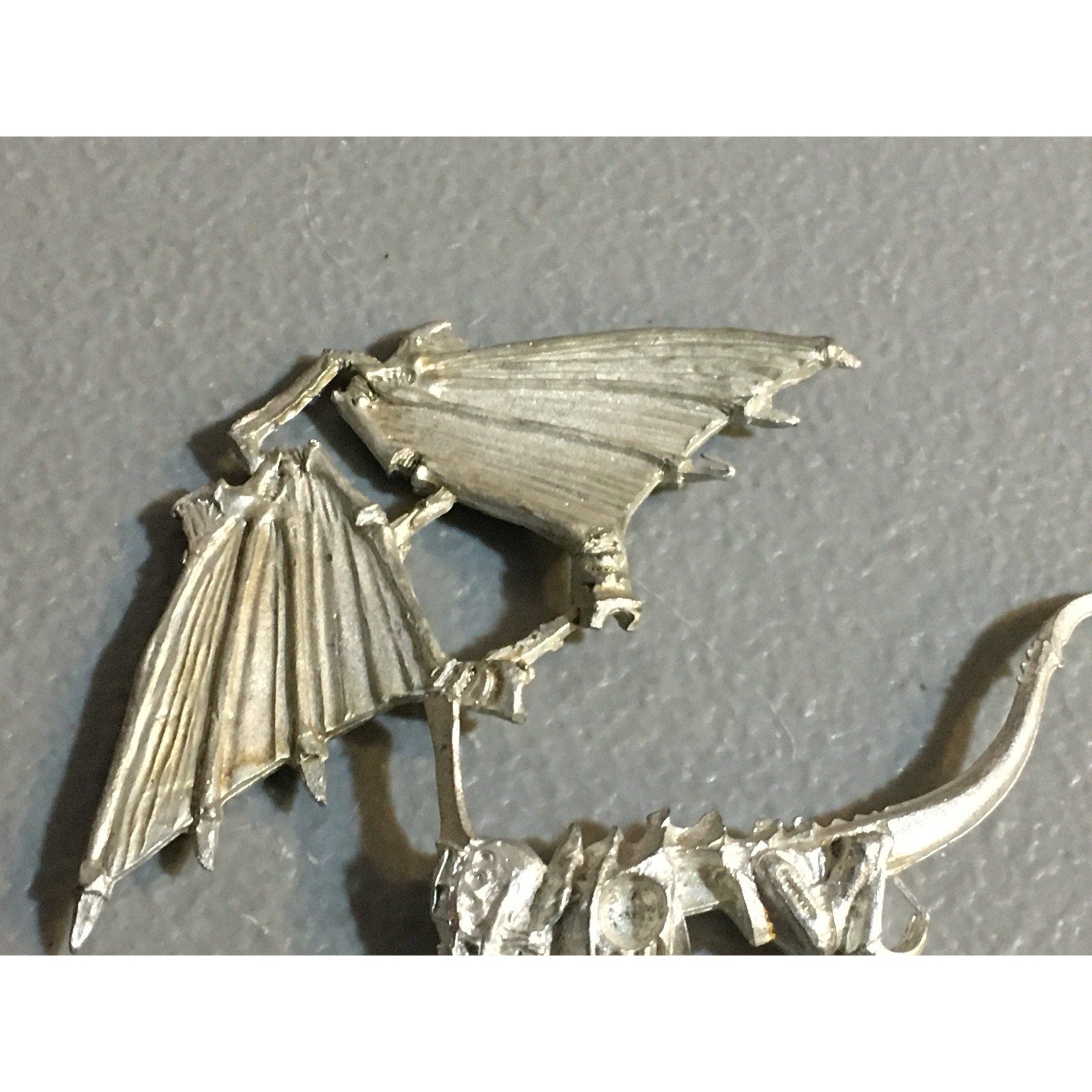A32814 WARHAMMER 40K TYRANIDS METAL BITS LOT GARGOYLES BODY WING GW