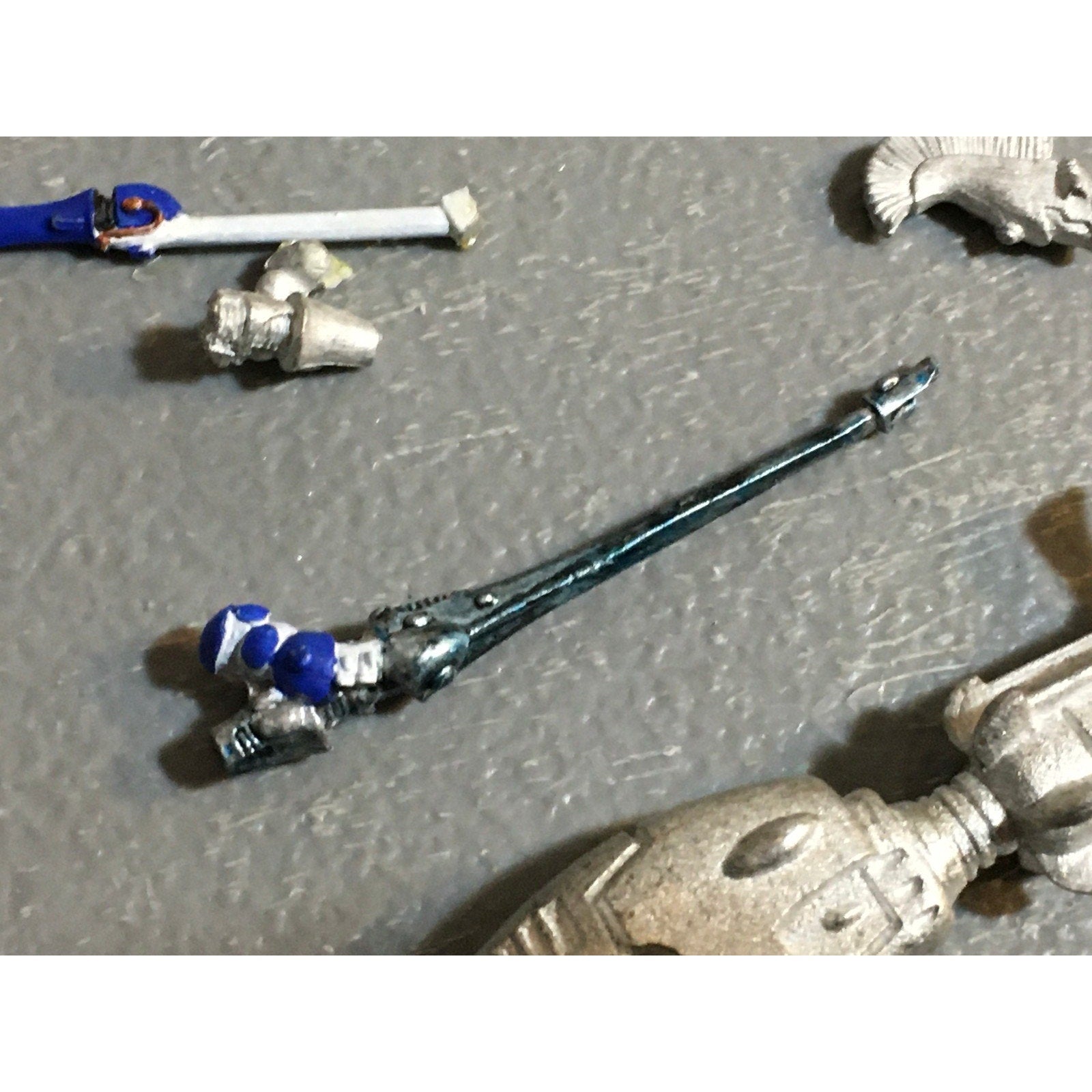 A32490 WARHAMMER 40K METAL MIXED BITS LOT ELDAR CRAFTWORLDS IMPERIAL GUARD GW