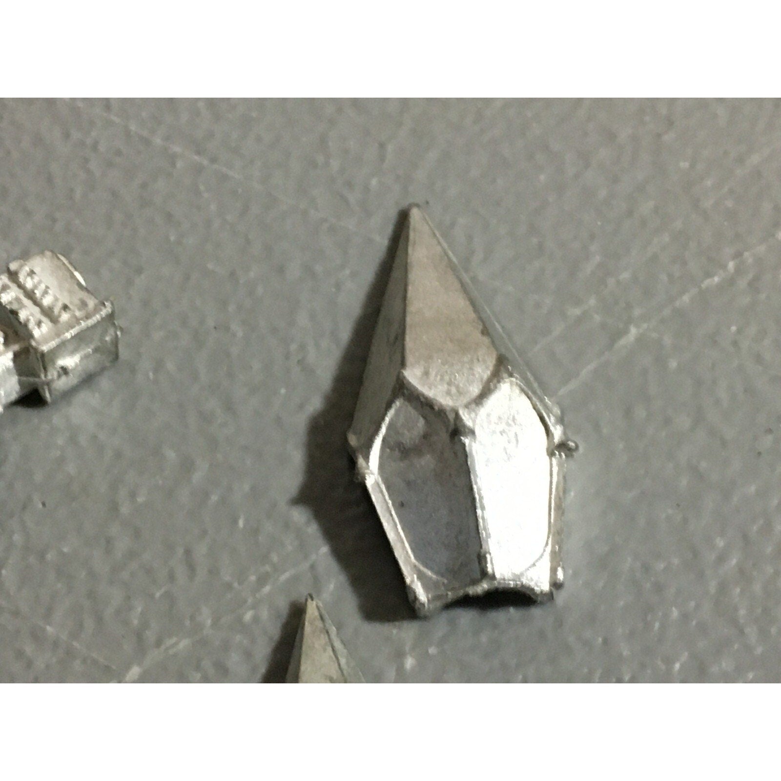 A22107 WARHAMMER 40K ELDAR CRAFTWORLDS GRAV TANK FIRE PRISM METAL BITS CRYS GEN