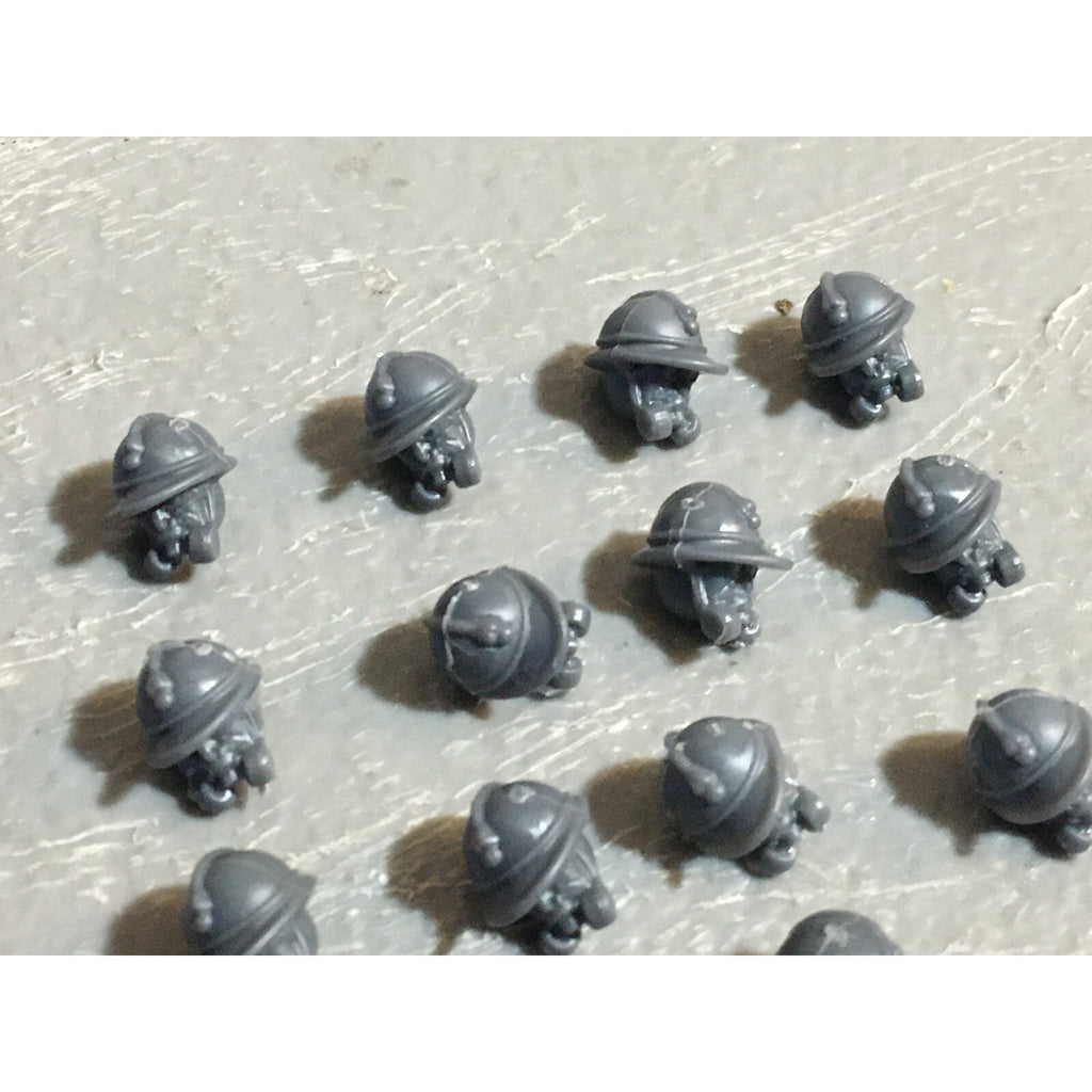 A23032 WARGAMES ATLANTIC HEADS FRENCH ADRIAN HELMET & GASMASK MM BITS LOT MINIS