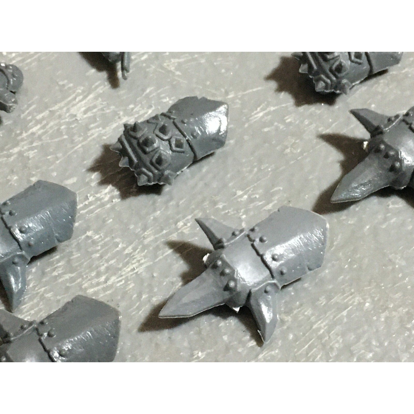 A22592 WARHAMMER FANTASY OGRE KINGDOMS BITS LOT HANDS GAMES WORKSHOP GW