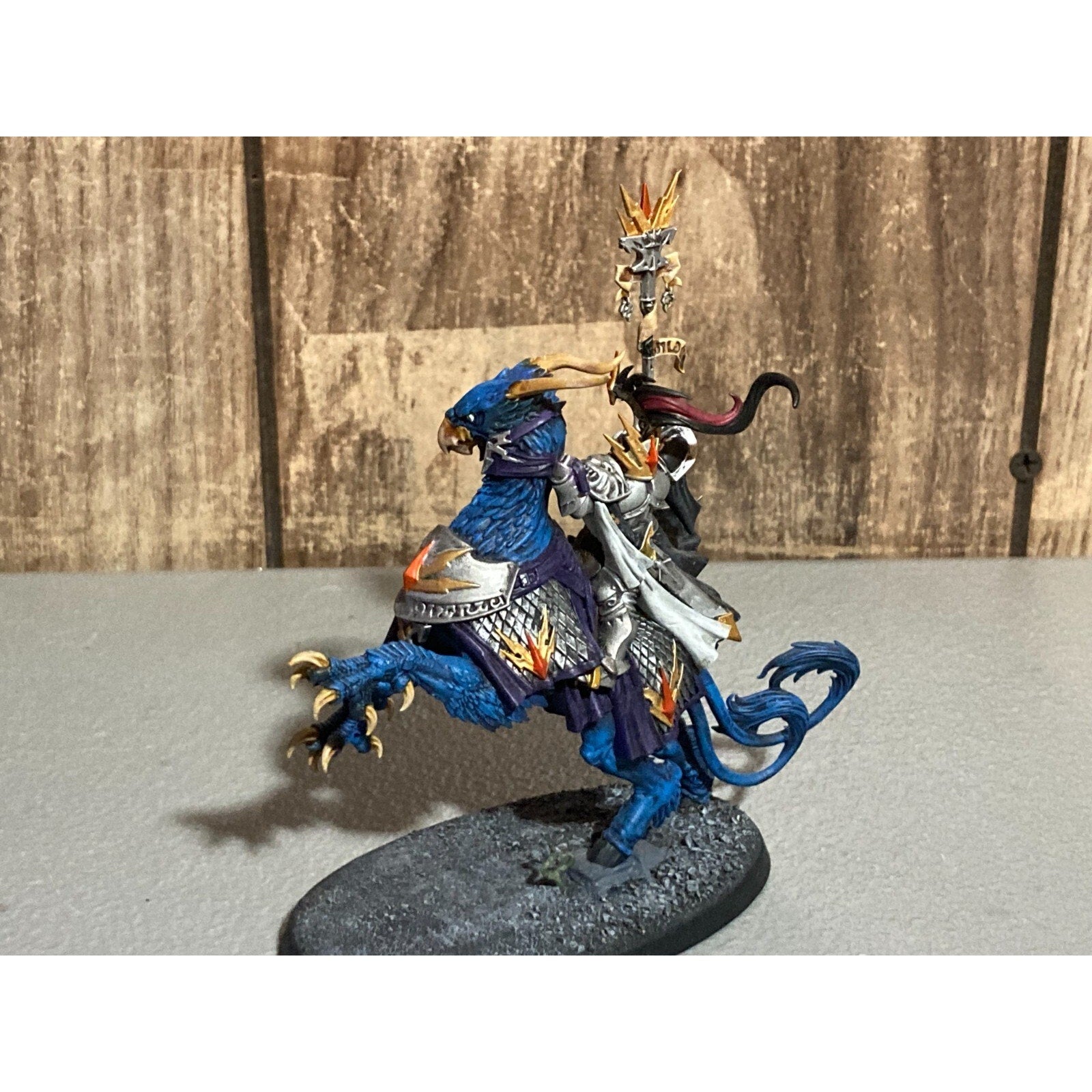 A19276 WARHAMMER AOS SIGMAR STORMCAST LORD ARCANUM GRYPH CHARGER PAINTED BASED