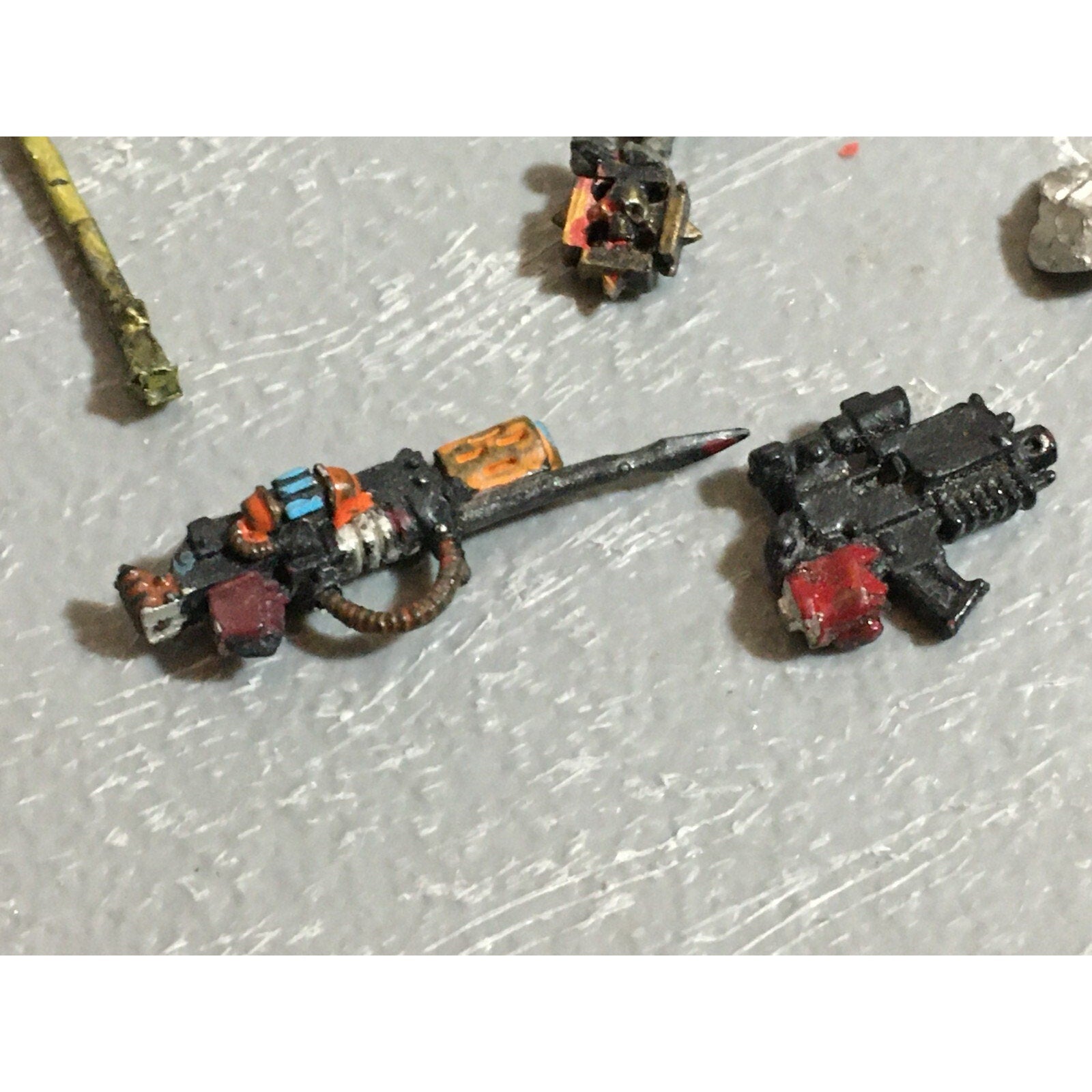 A21117 WARHAMMER 40K SPACE MARINES METAL OOP BITS LOT SHOULDER SCOUT CHAPLAIN