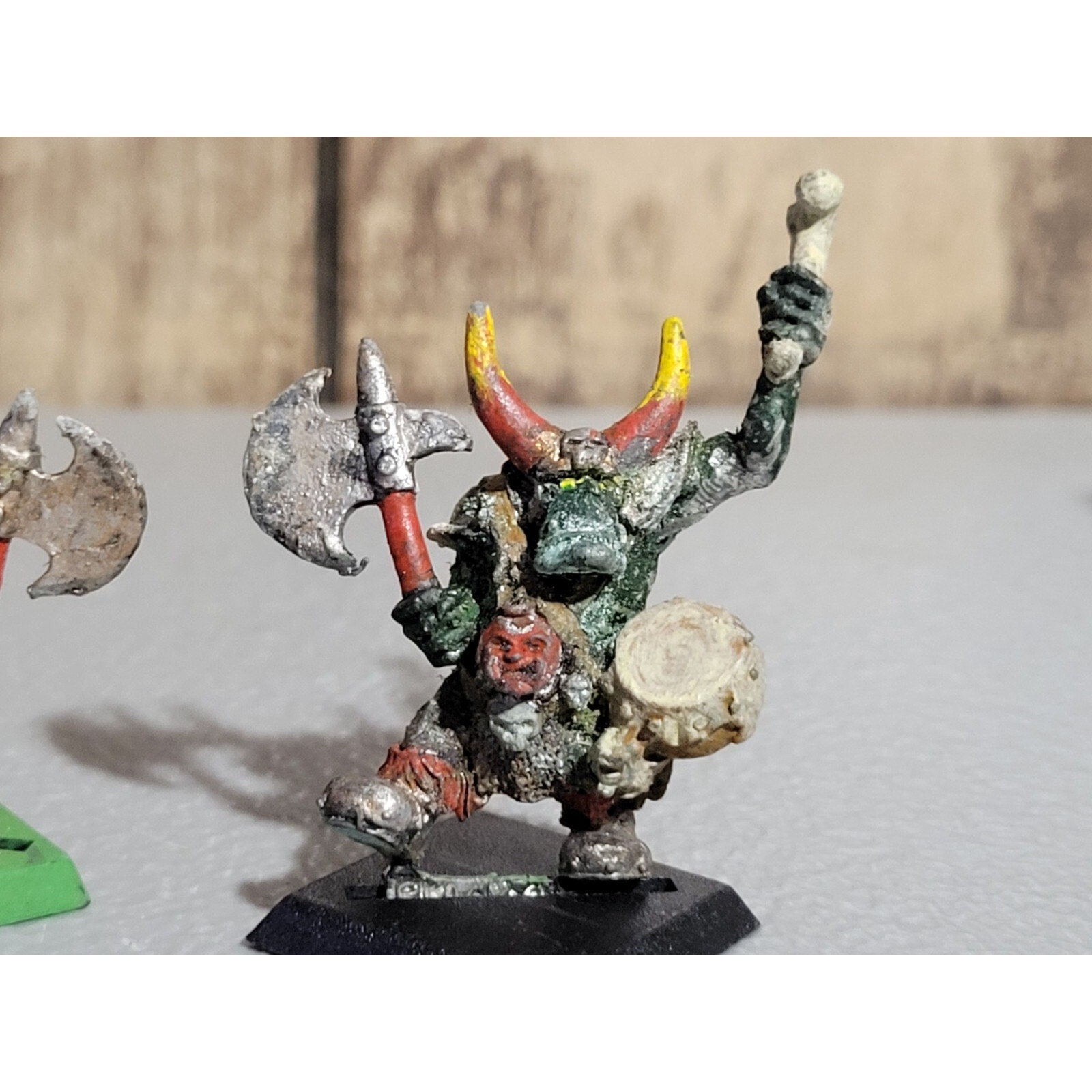 A19431 WARHAMMER FANTASY ORCS & GOBLINS METAL BLACK ORC MUSICIAN STANDARD NO TOP