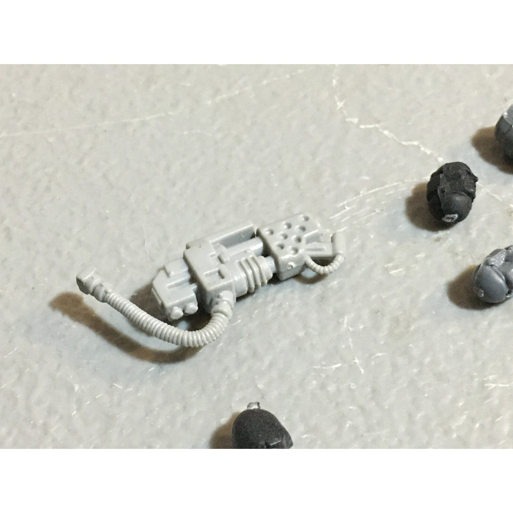 A23463 WARHAMMER 40K SPACE MARINES BITS LOT ARMS HEADS GAMES WORKSHOP GW