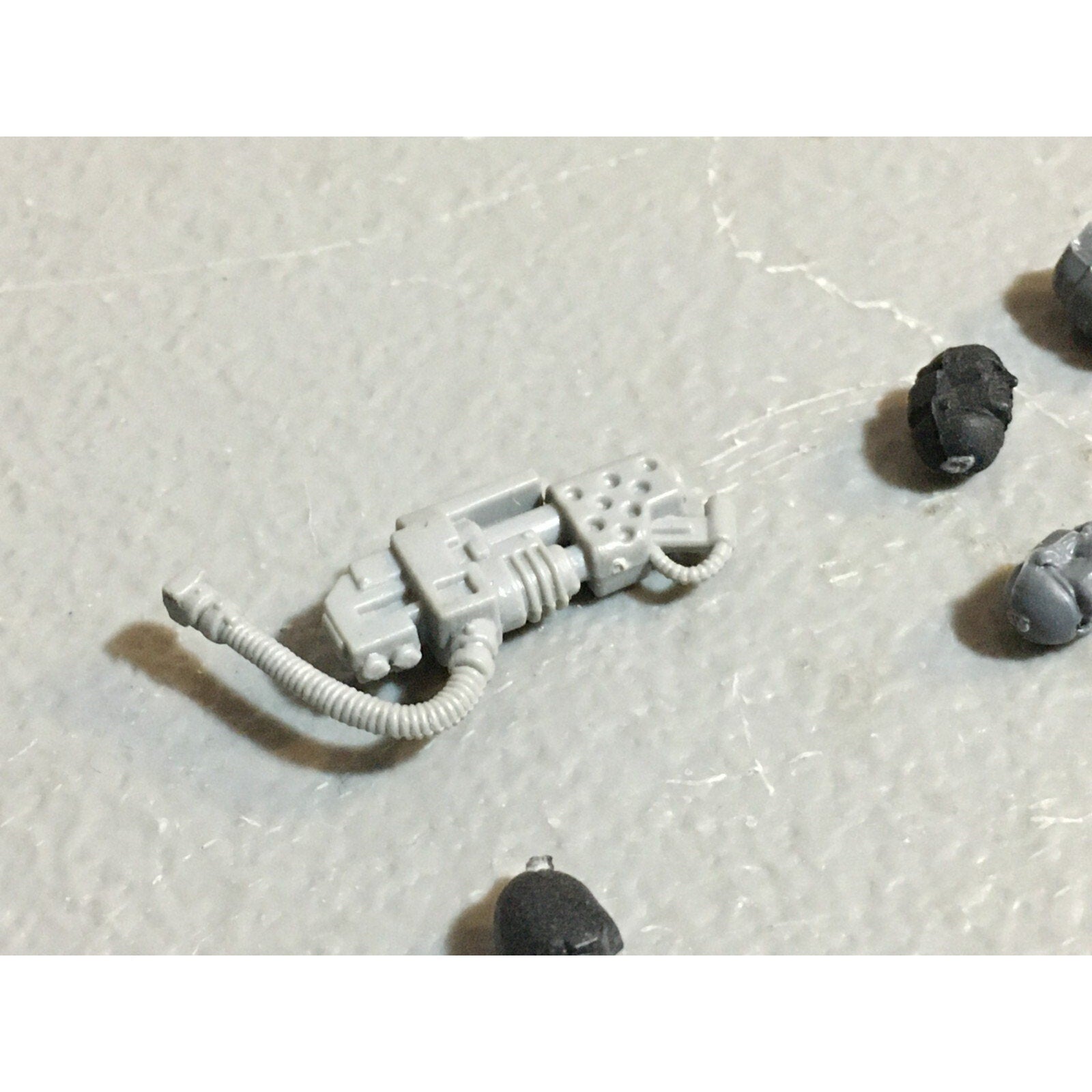 A23463 WARHAMMER 40K SPACE MARINES BITS LOT ARMS HEADS GAMES WORKSHOP GW