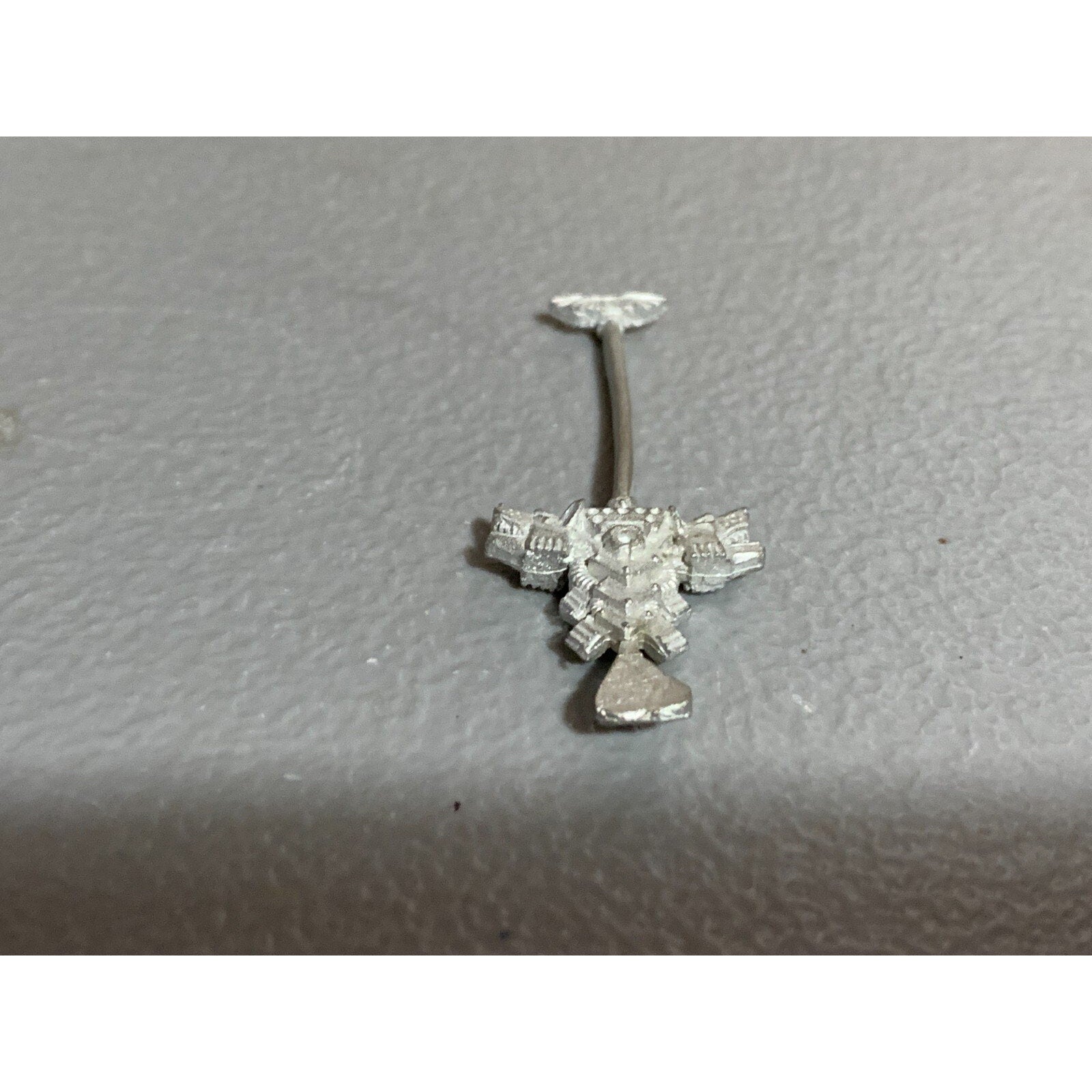 A17717 WARHAMMER 40K SPACE MARINES WOLVES METAL BANNER BACKPACK GW OOP
