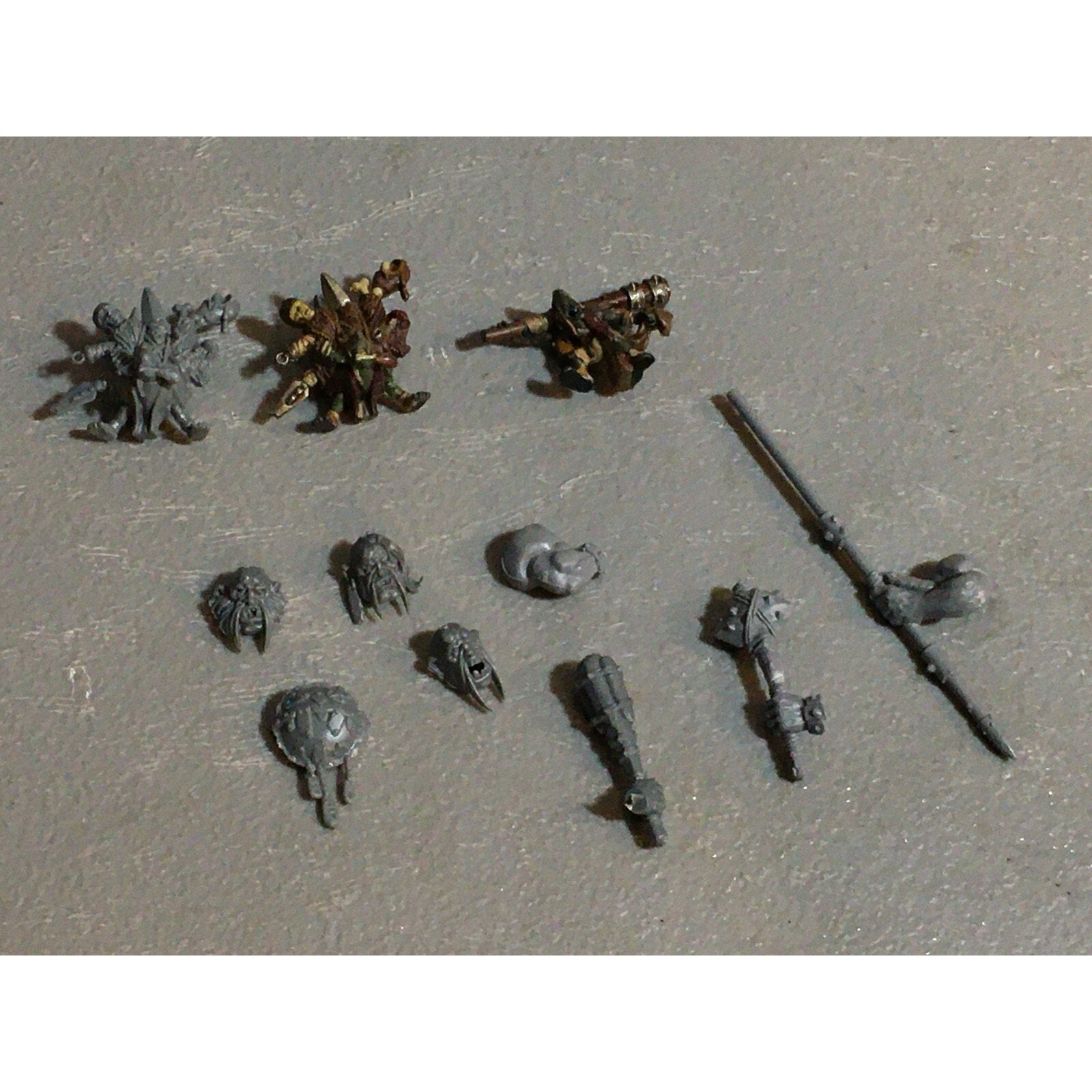 A23257 WARHAMMER FANTASY OGRE KINGDOMS BITS LOT GNOBLARS BULLS GAMES WORKSHOP GW