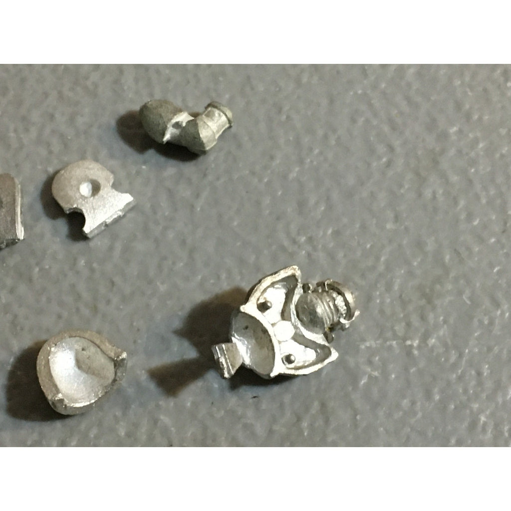 A32484 WARHAMMER 40K SPACE MARINES METAL BIT LOT SHOULDER PAD PLATE MULTIMELTA