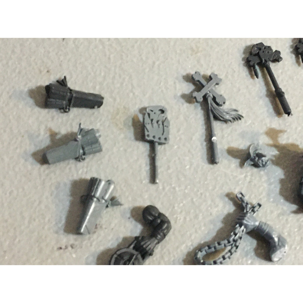 A33588 WARHAMMER 40K SPACE ORKS BITS LOT MIXED POLE GRENADE ARM BACKPACK GW